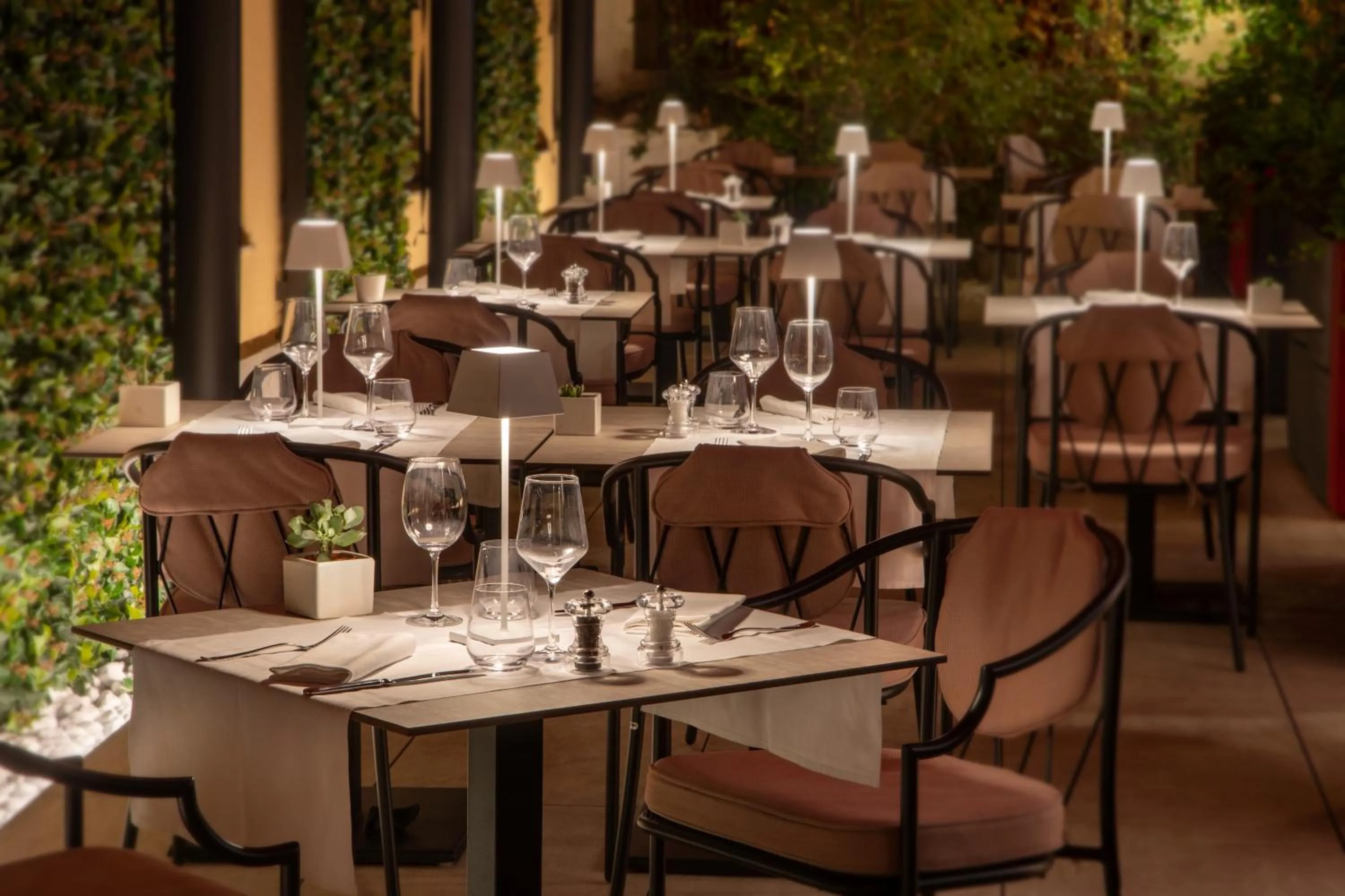Restaurant/places to eat in Rose Garden Palace Roma by OMNIA hotels