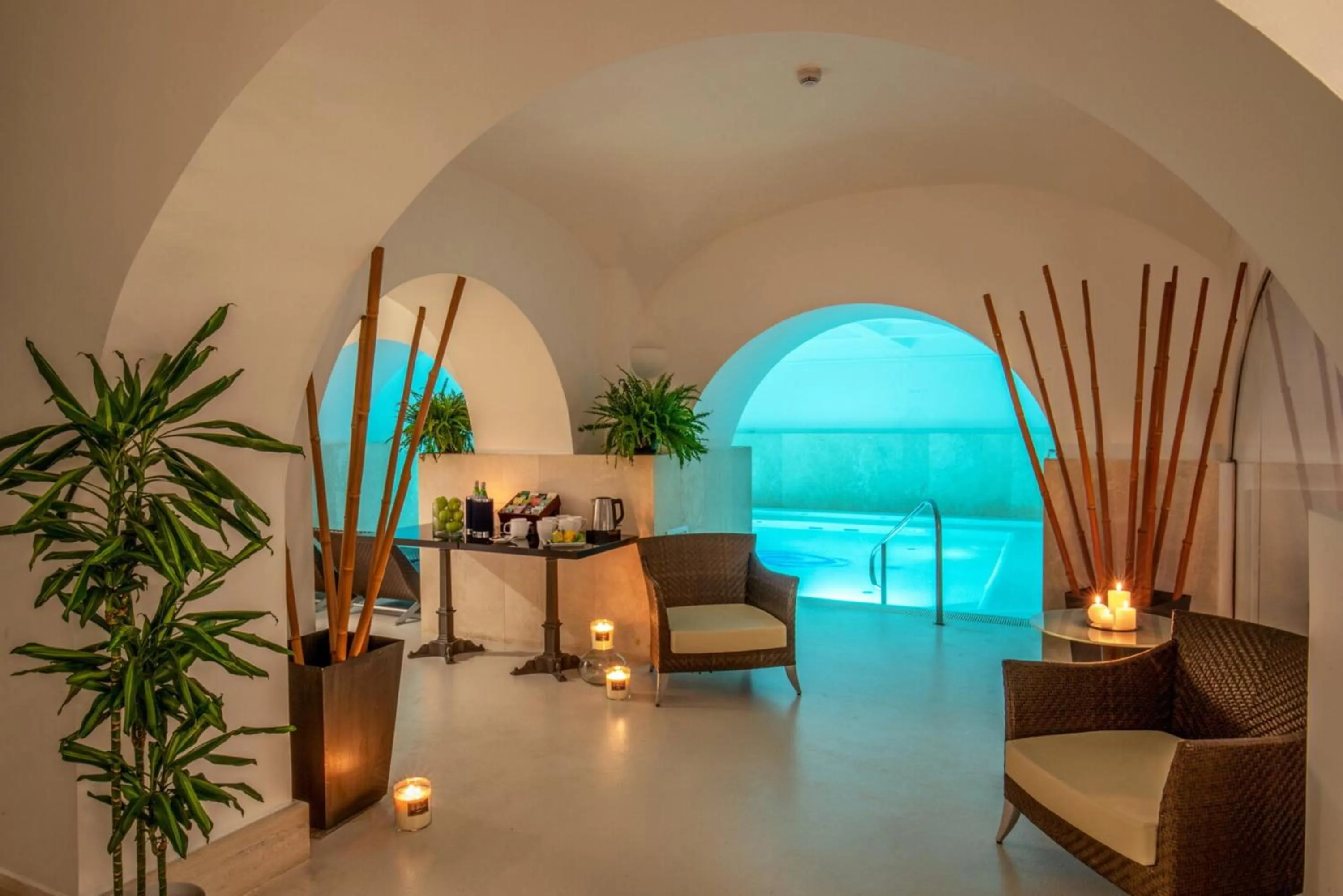 Hot Tub in Rose Garden Palace Roma by OMNIA hotels