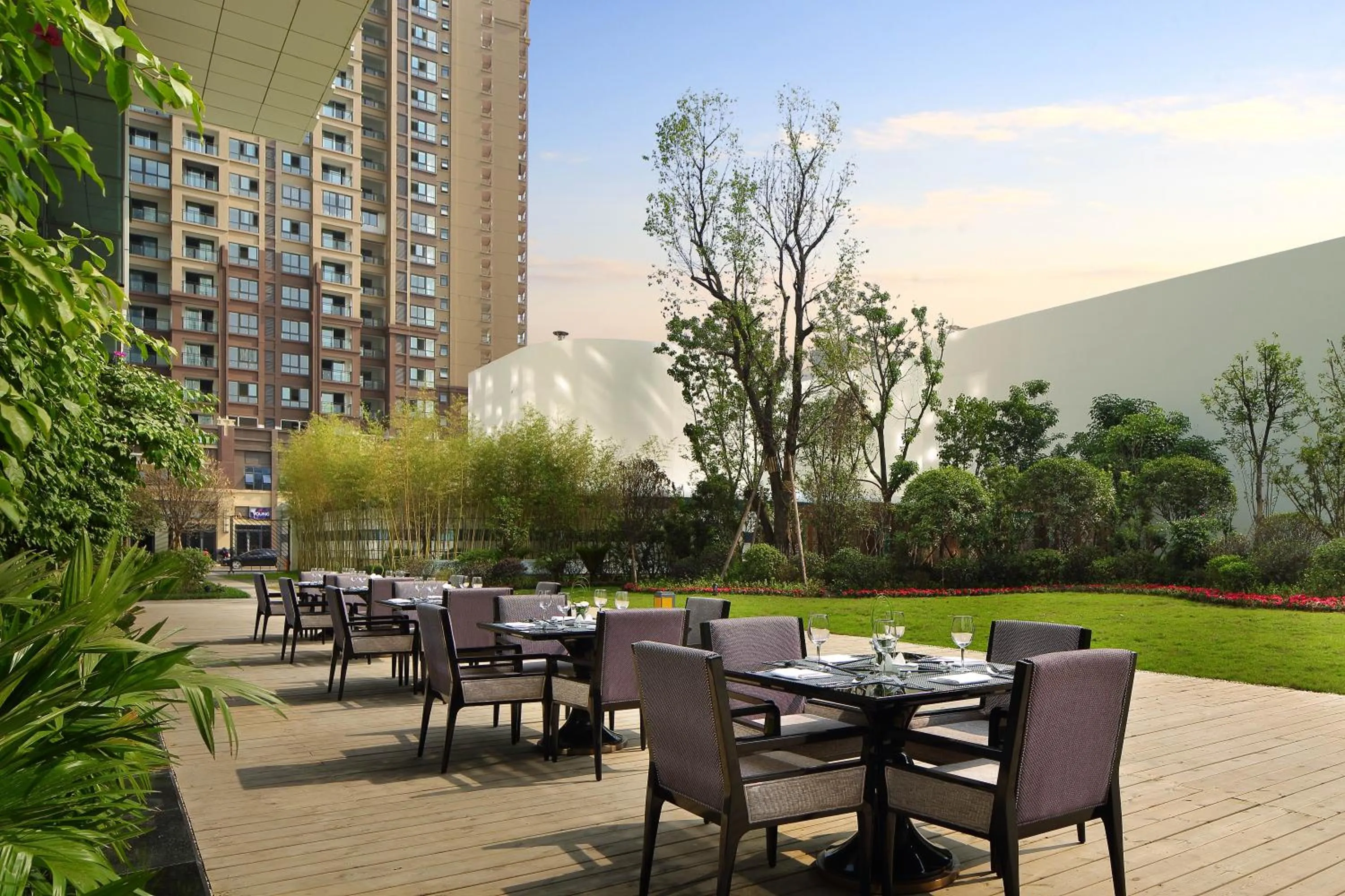 Property building in Wanda Realm Guangyuan