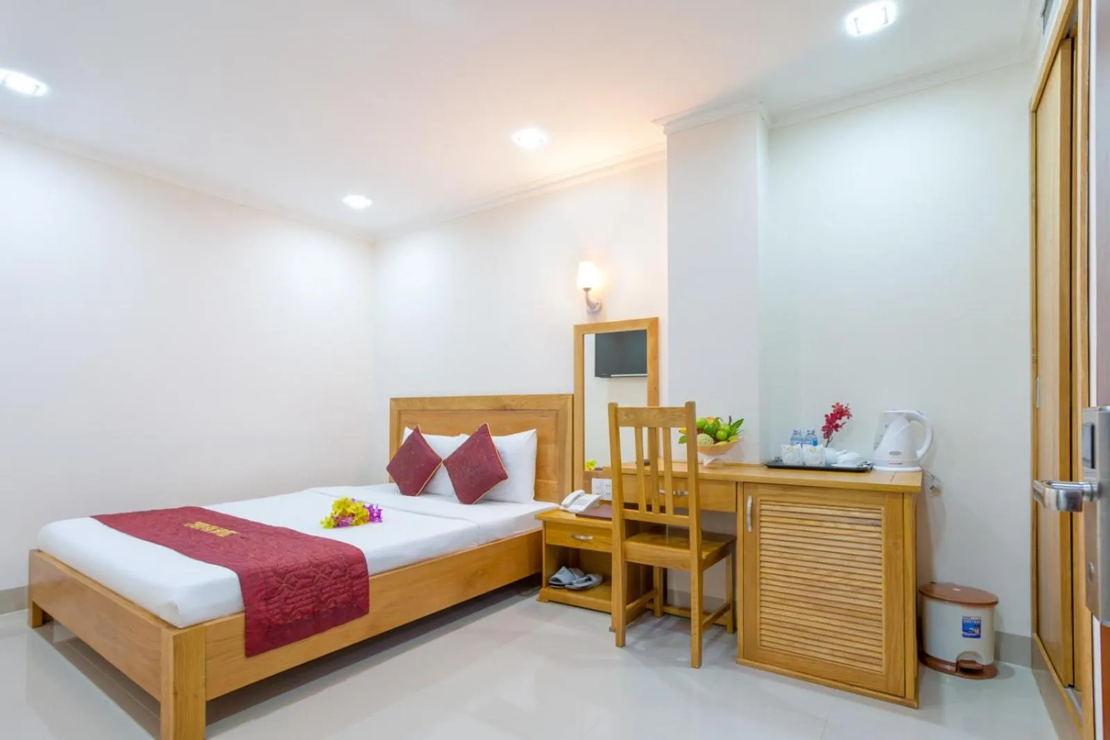 Bed in Thien Hai Hotel