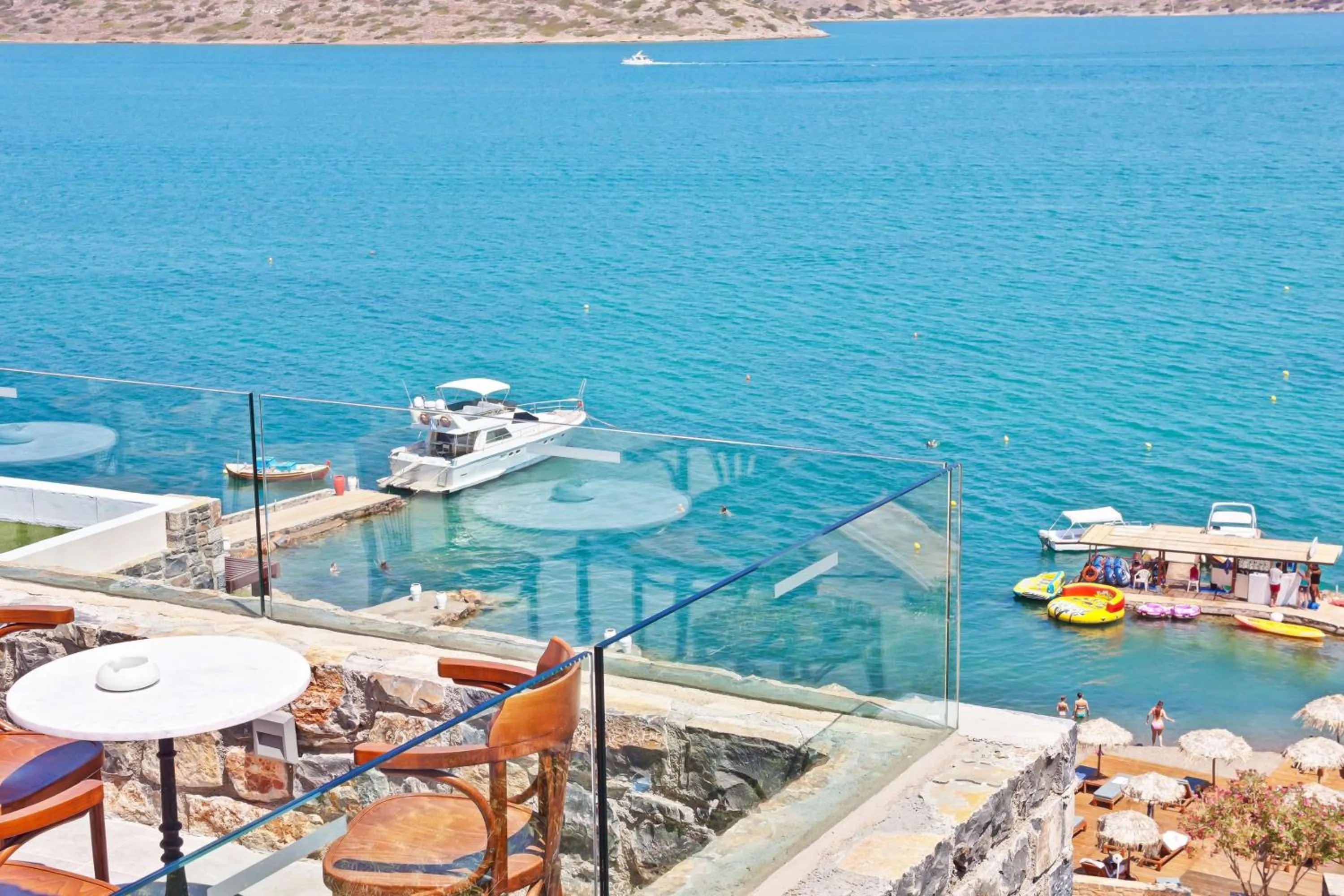 Restaurant/places to eat in Royal Marmin Bay Boutique & Art Hotel