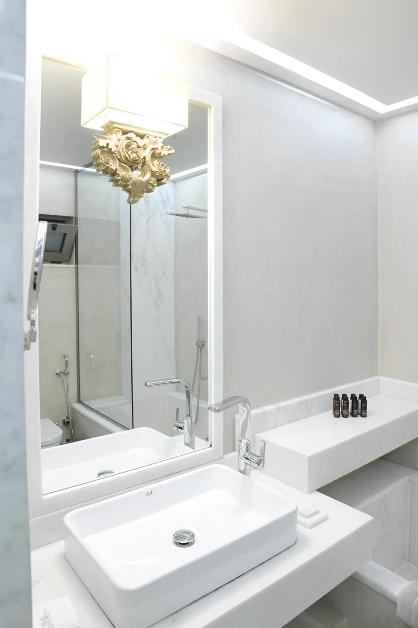 Bathroom in Royal Marmin Bay Boutique & Art Hotel