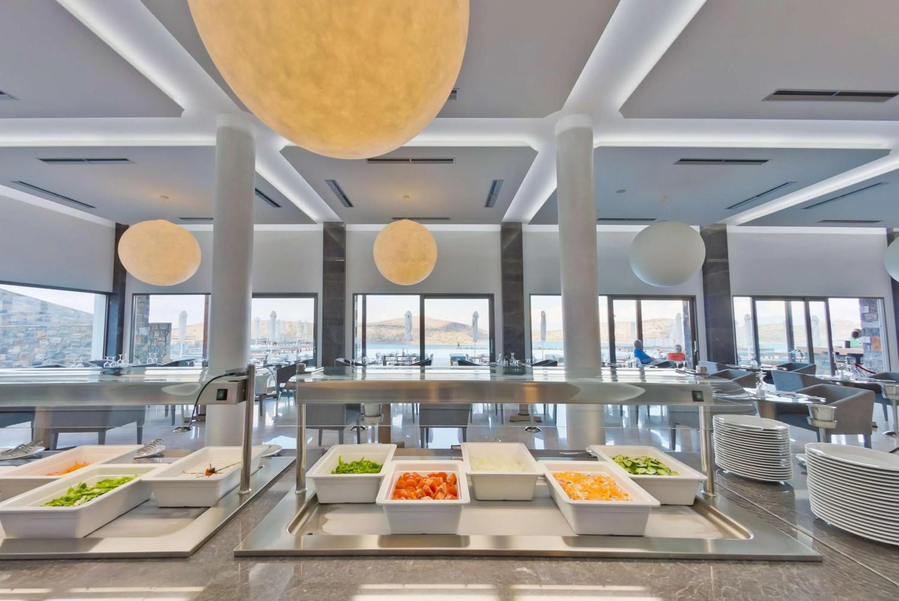 Restaurant/places to eat in Royal Marmin Bay Boutique & Art Hotel