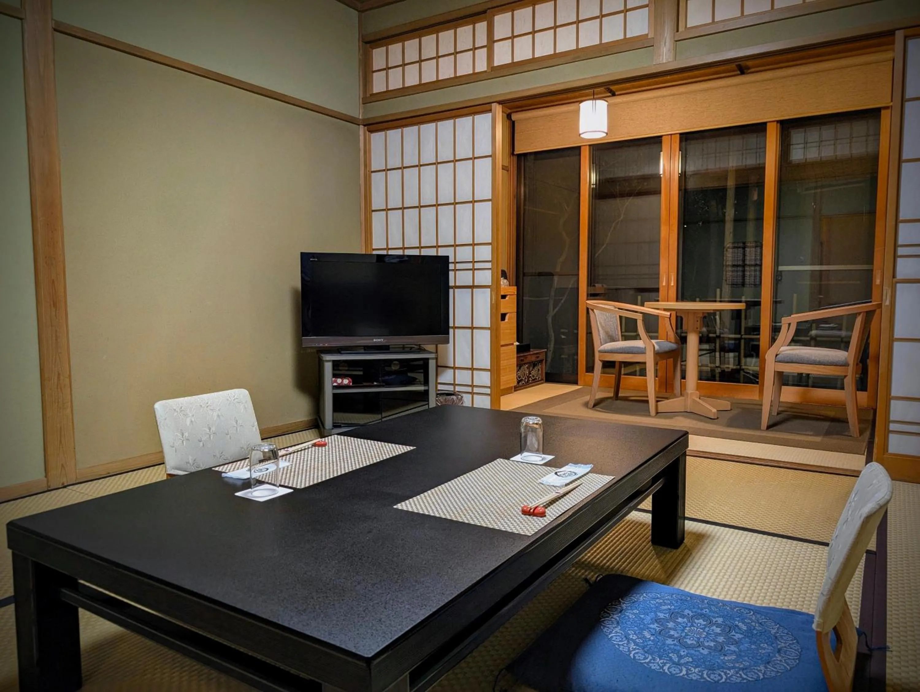Photo of the whole room in Ryoso Yufuin Yamadaya