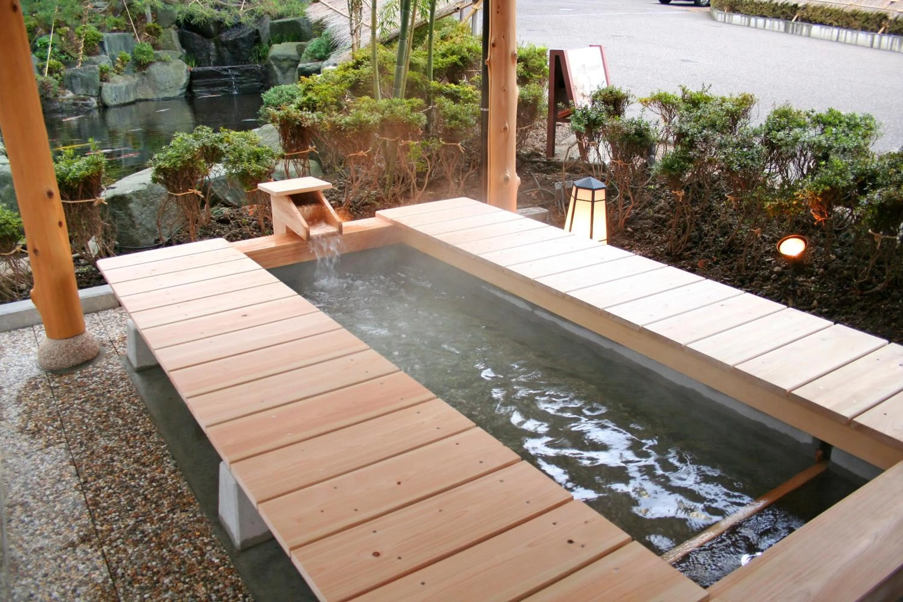 Area and facilities in Minoya