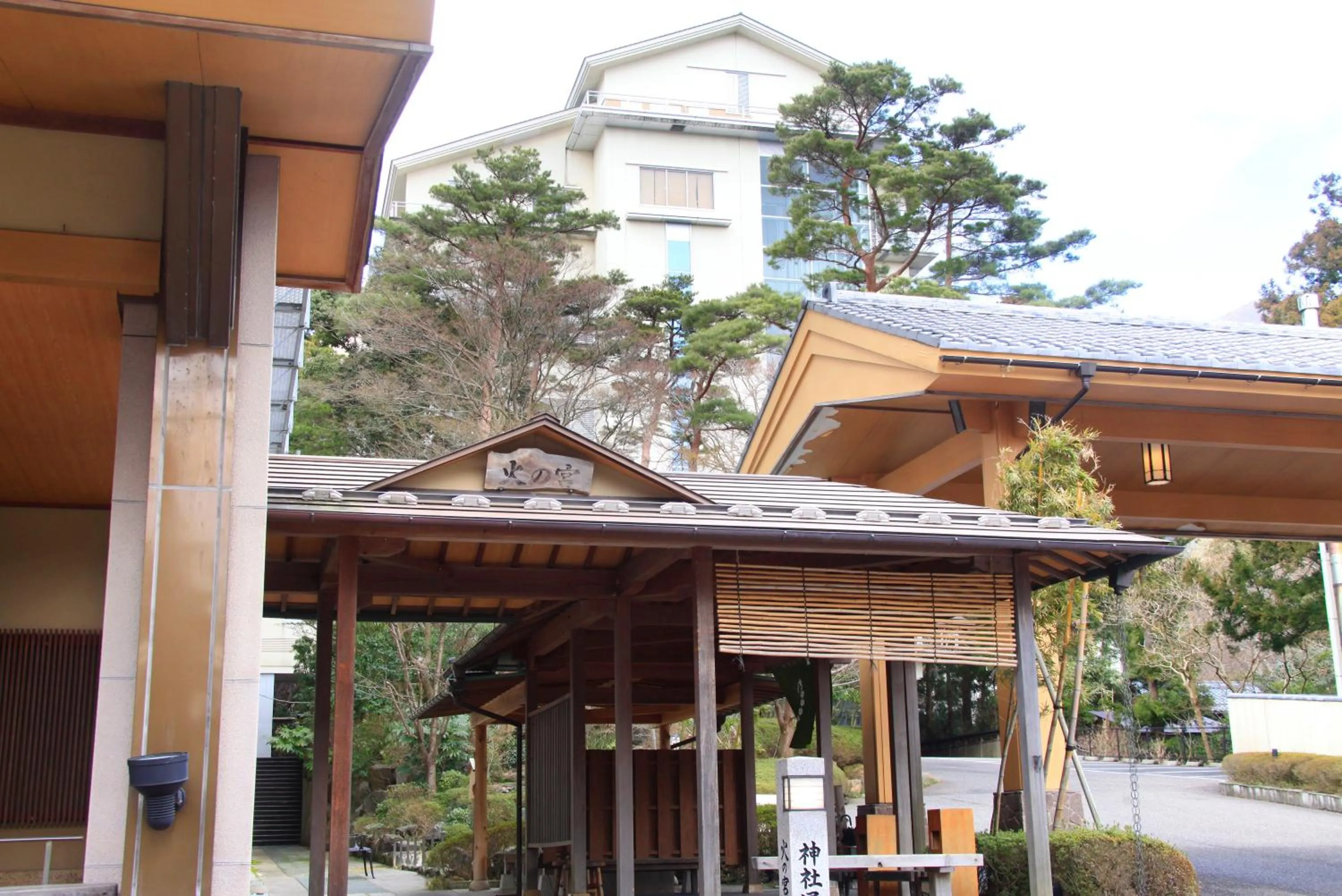 Facade/entrance in Minoya