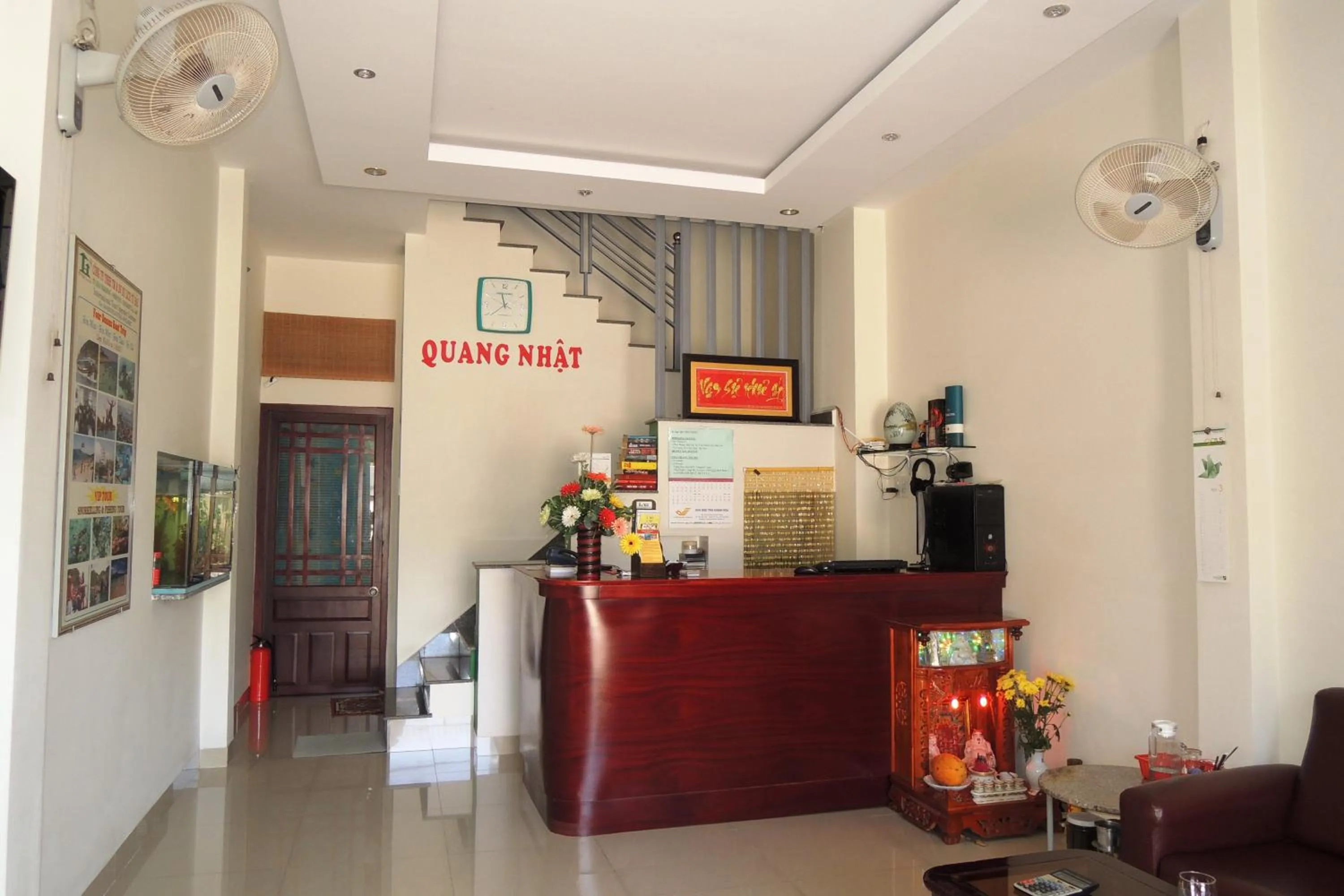 Facade/entrance in Quang Nhat Hotel