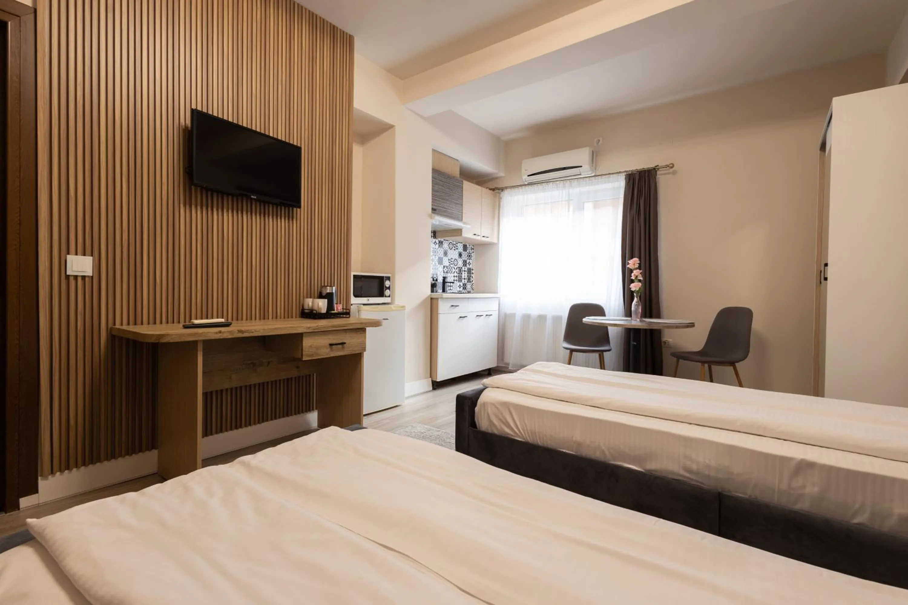 Bed in Apart Hotel Bonjour Cluj