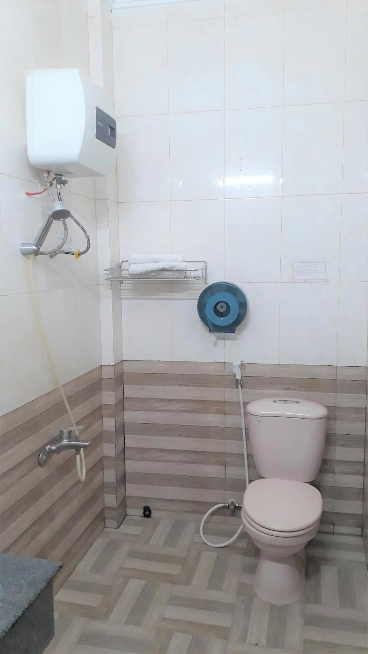 Shower in Blue Sea Hotel 2