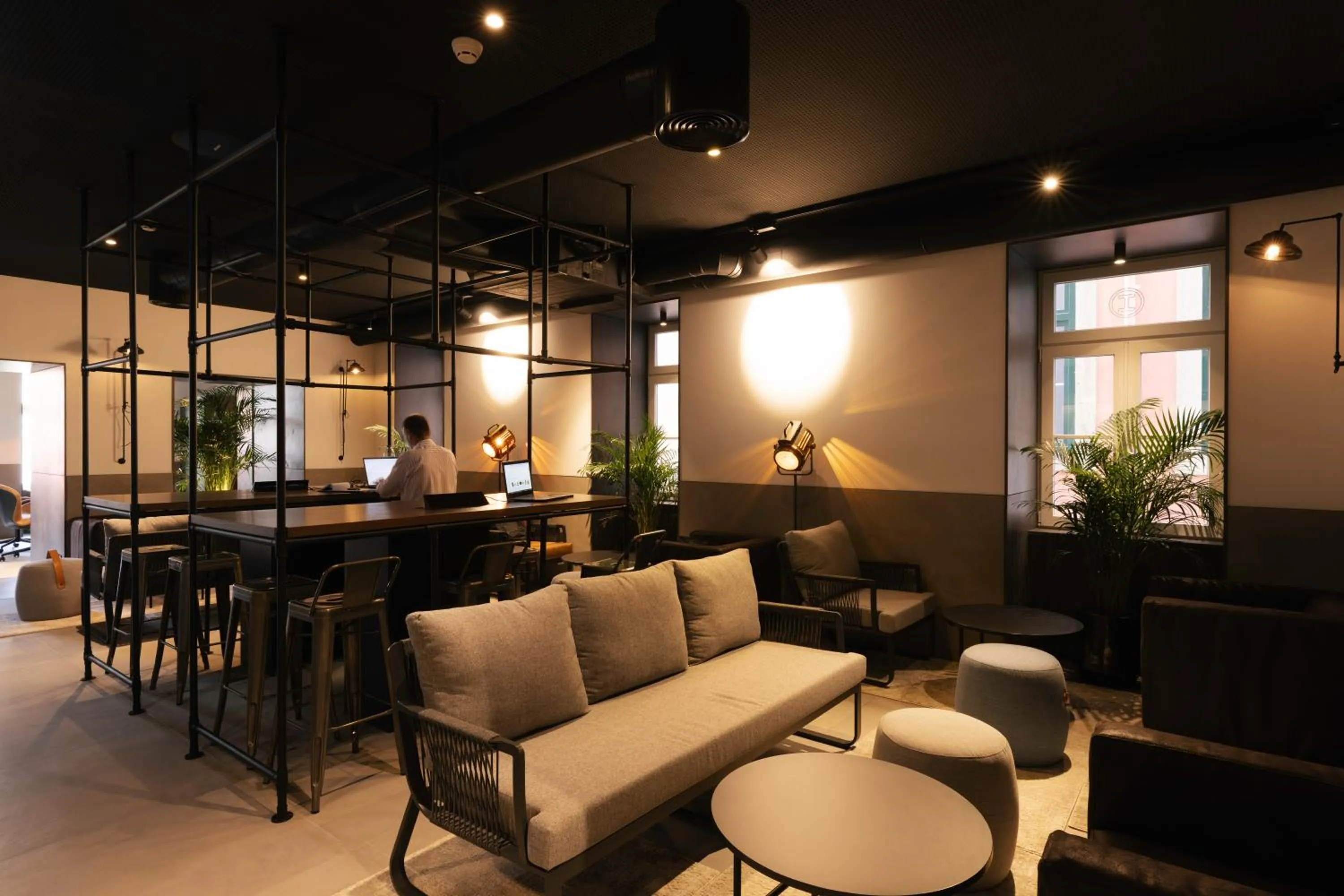 Lobby or reception in Inspira Santos Boutique Hotel