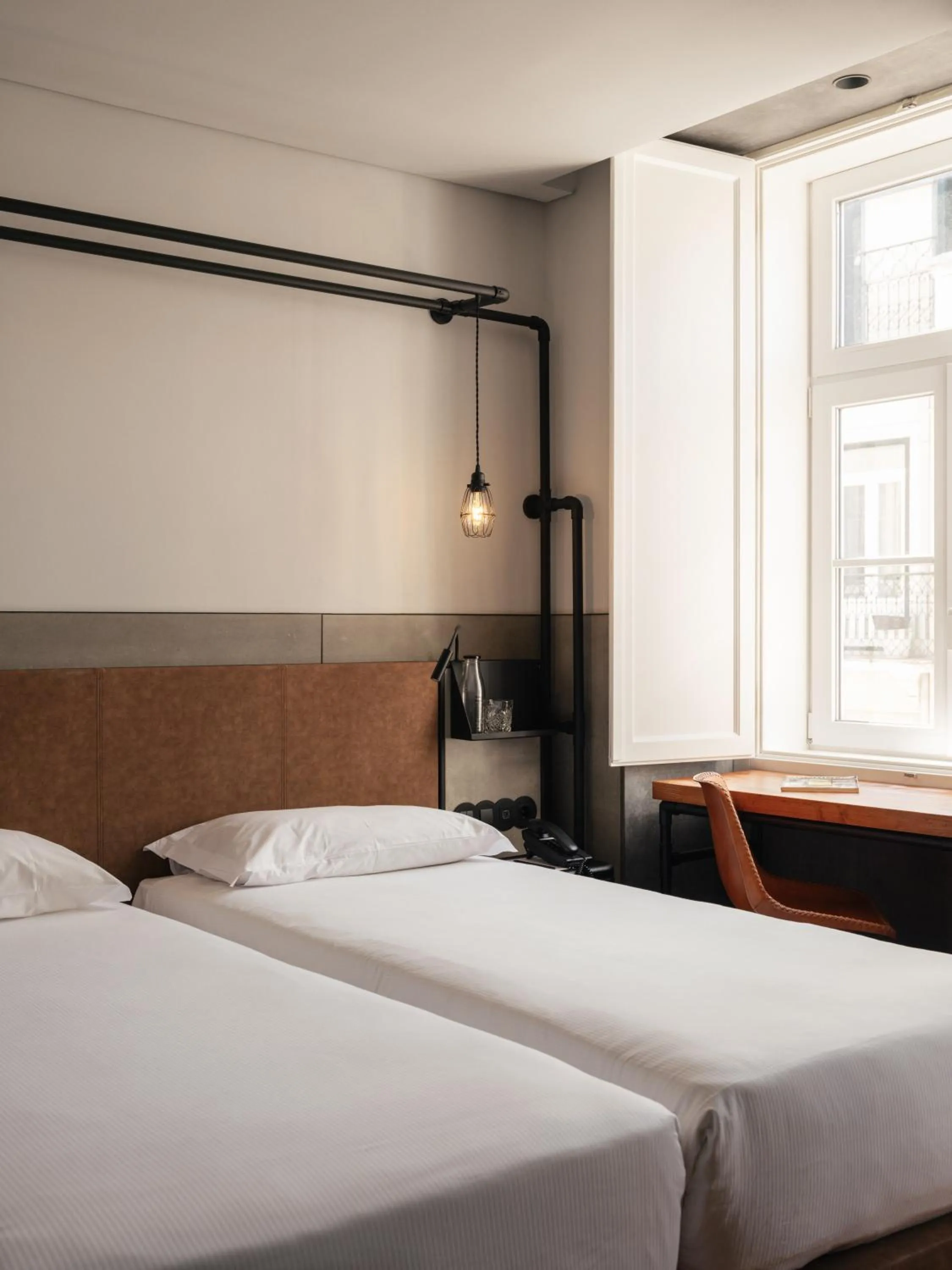 Bedroom, Bed in Inspira Santos Boutique Hotel