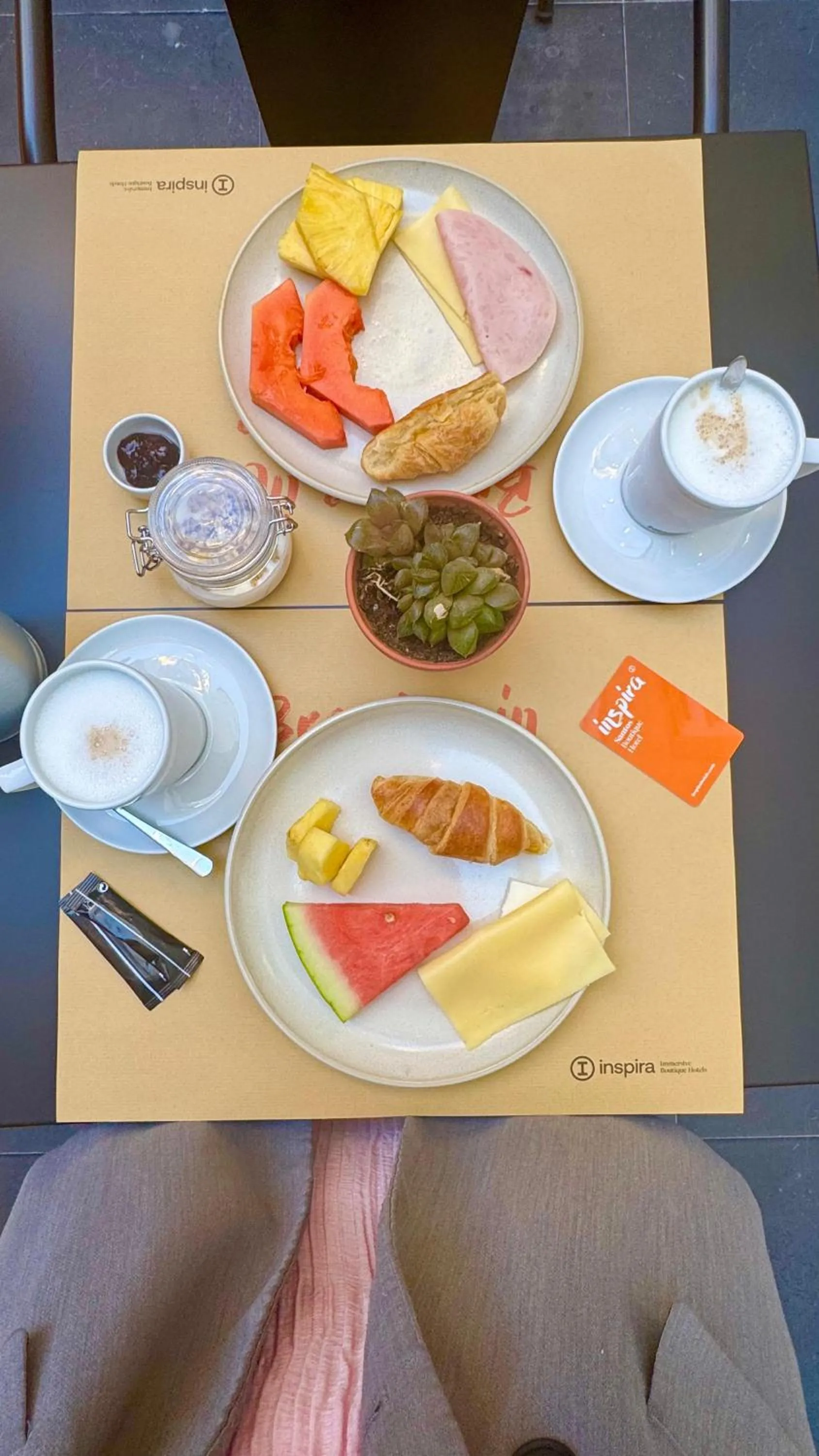 Buffet breakfast in Inspira Santos Boutique Hotel