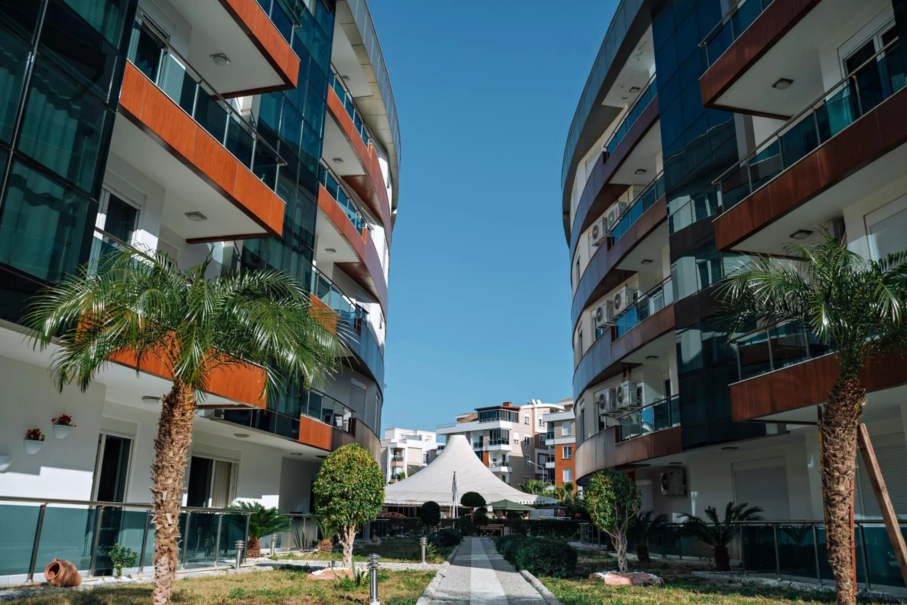 Property building in Onkel Rada Apart Hotel