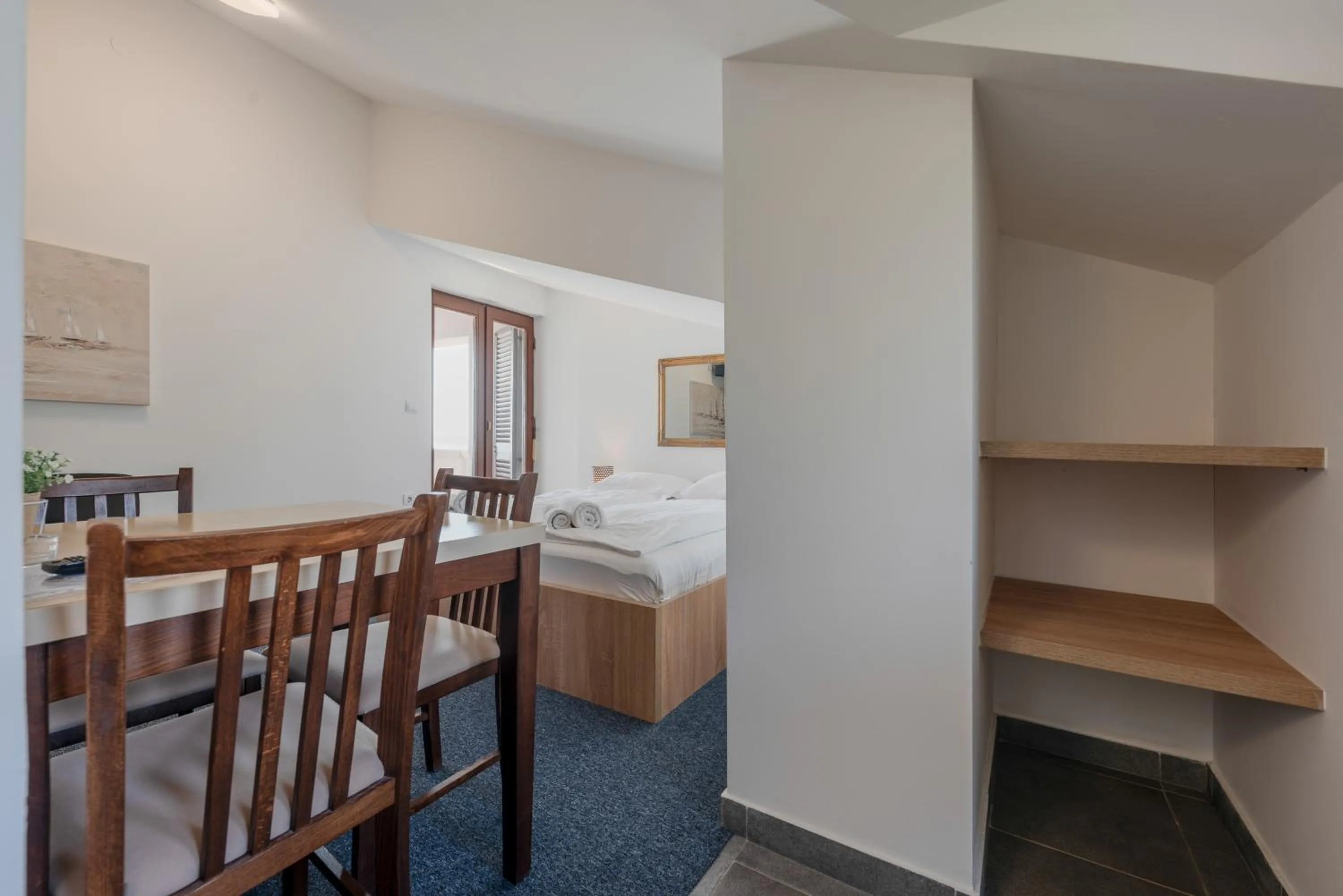 hair dresser, Bed in Aparthotel Plat