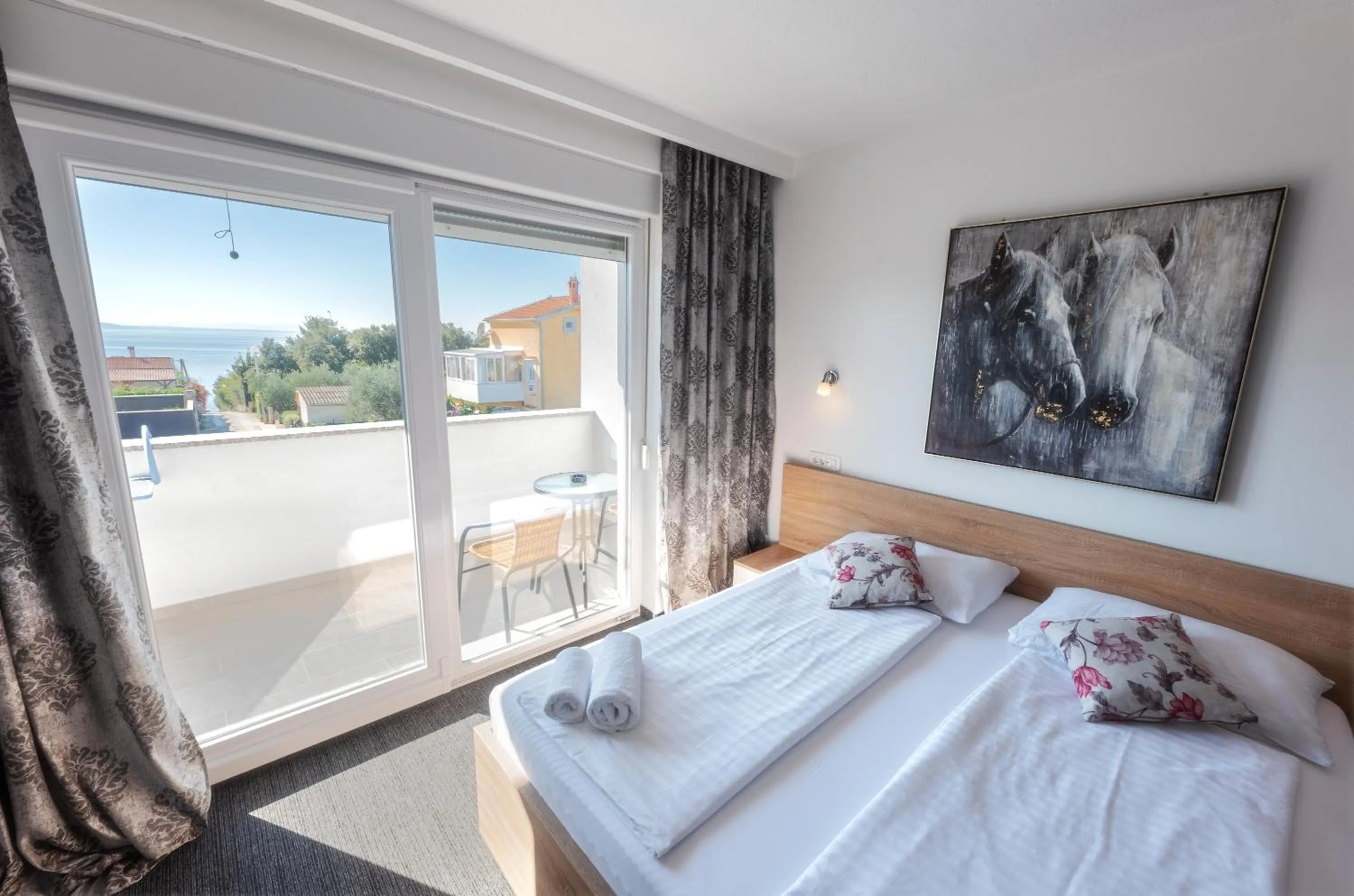 Bed in Aparthotel Plat