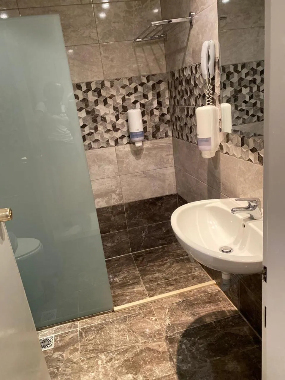 Bathroom in Cyprotel Faliraki