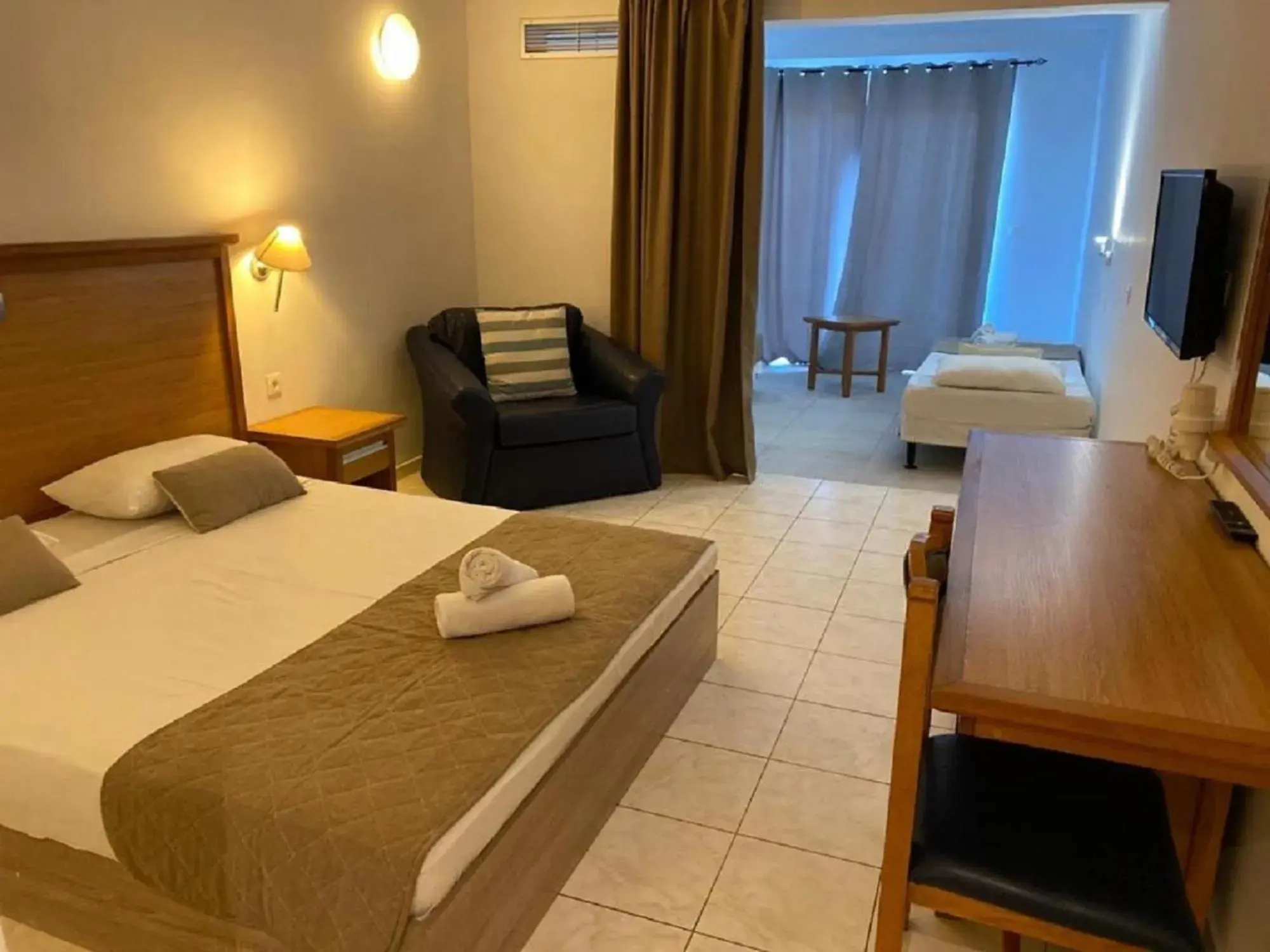 Family Room Open Plan (4 Adults) in Cyprotel Faliraki Family Room Open Plan (4 Adults) in Cyprotel Faliraki