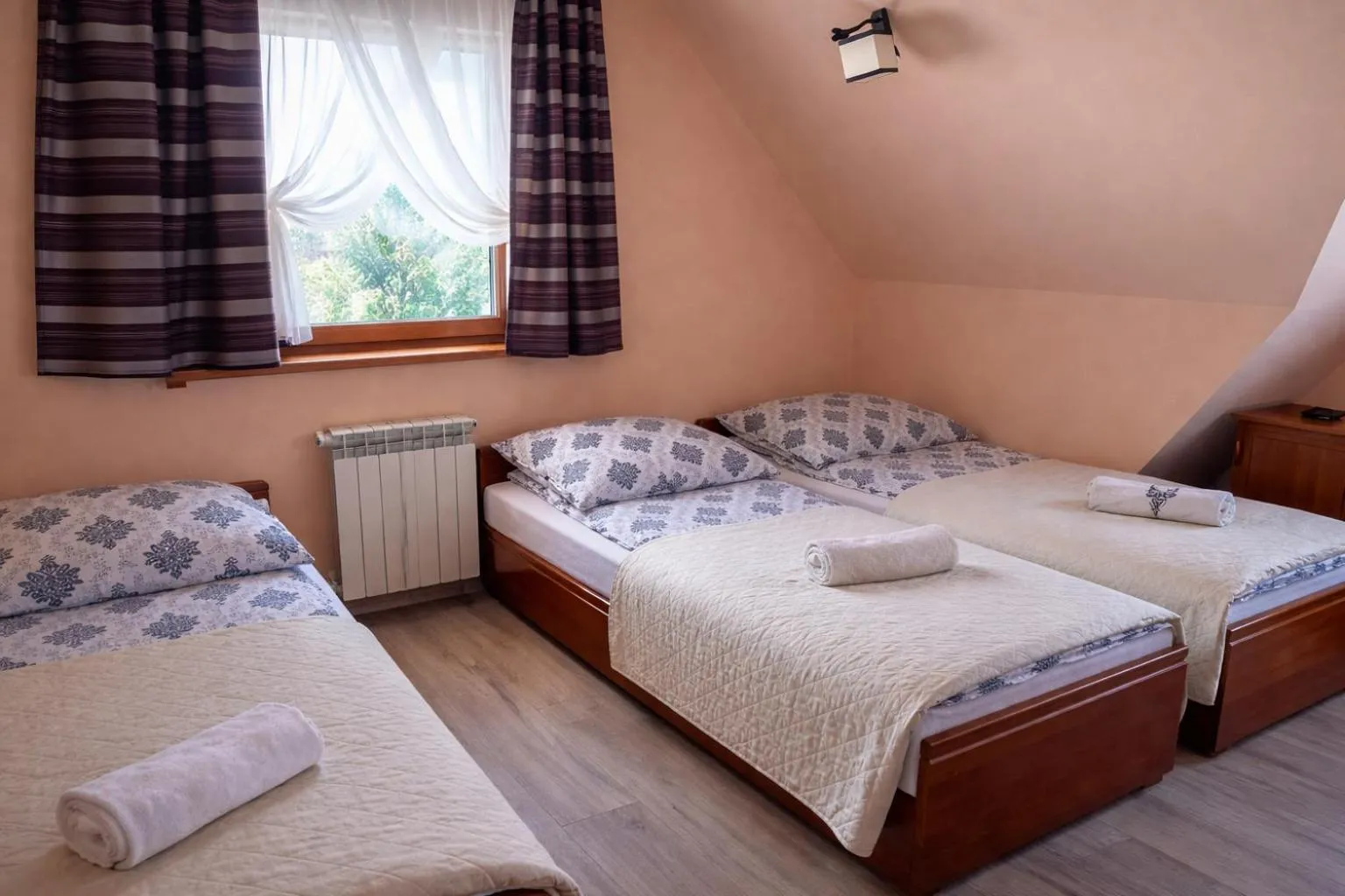 Bed in Pod Tatrami widok na Tatry, sauna, parking, blisko Term Bukovina