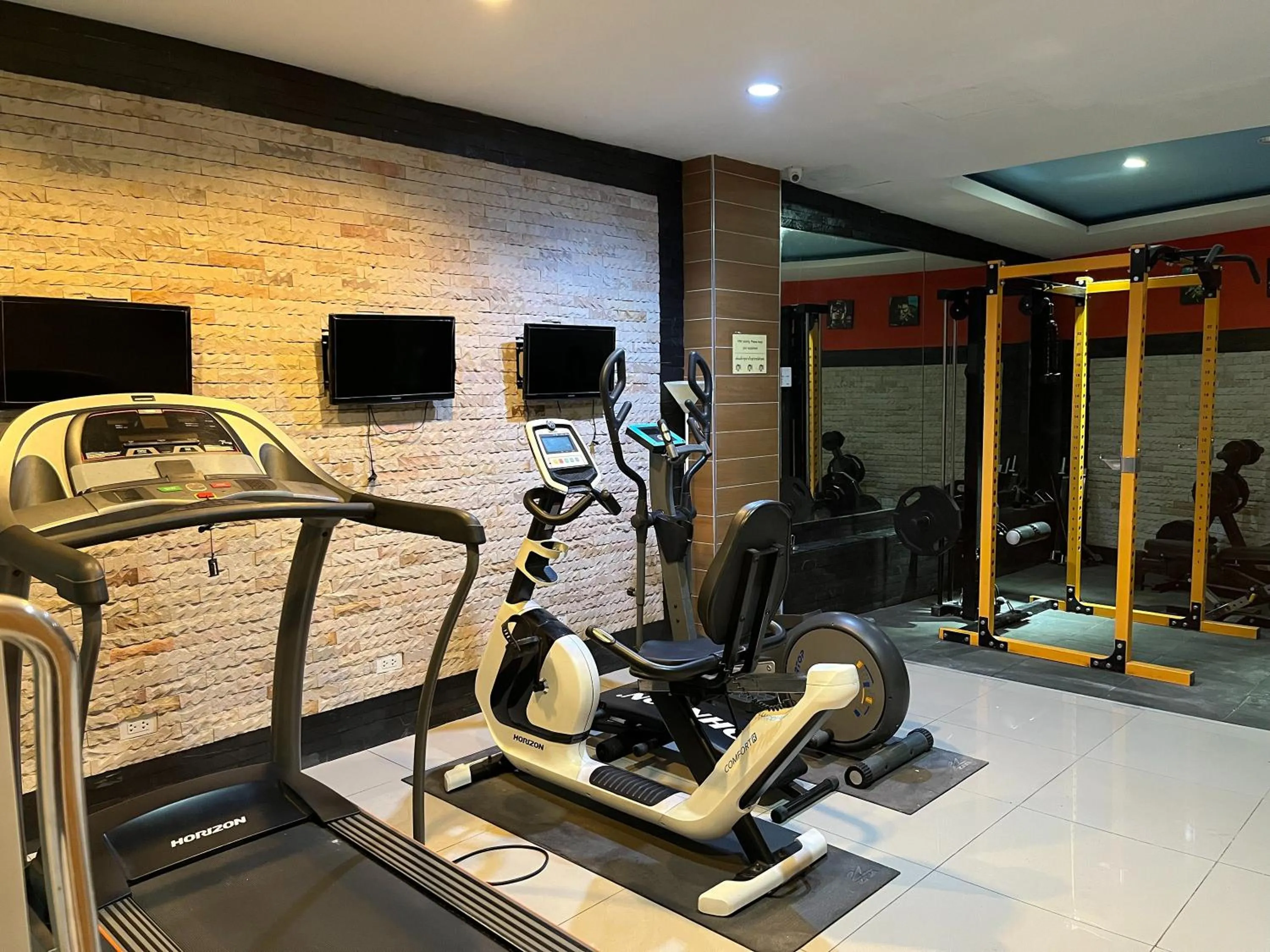 Fitness centre/facilities in OSHO Lover's