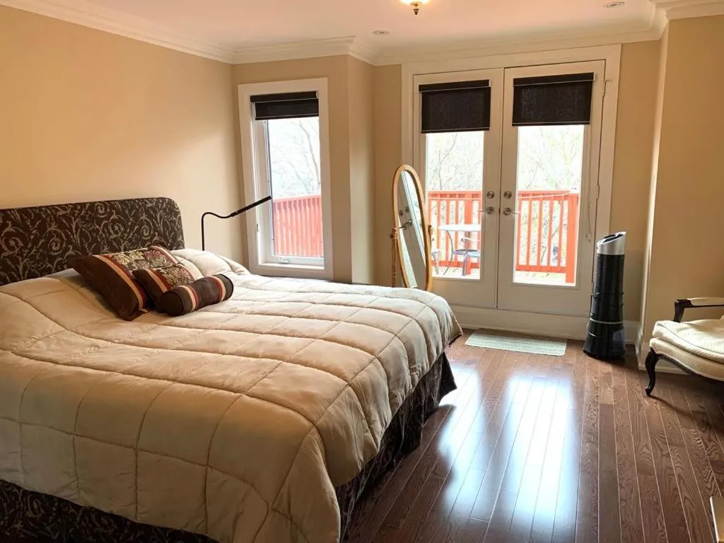Bedroom, Bed in Luxury Home - Upper Toronto Beaches