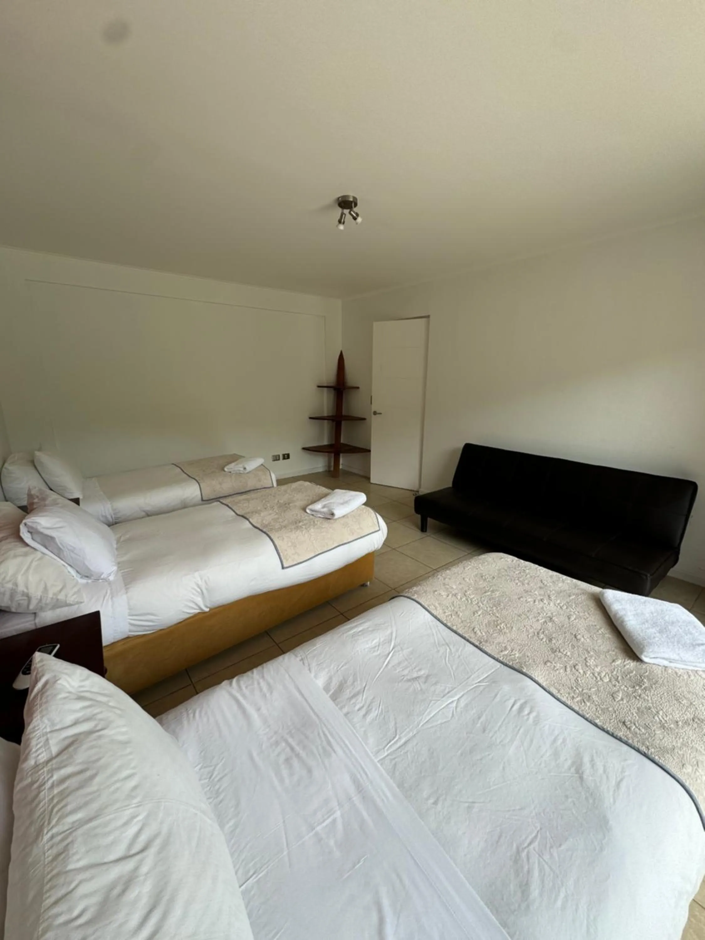 Bed in San Francisco Lodge