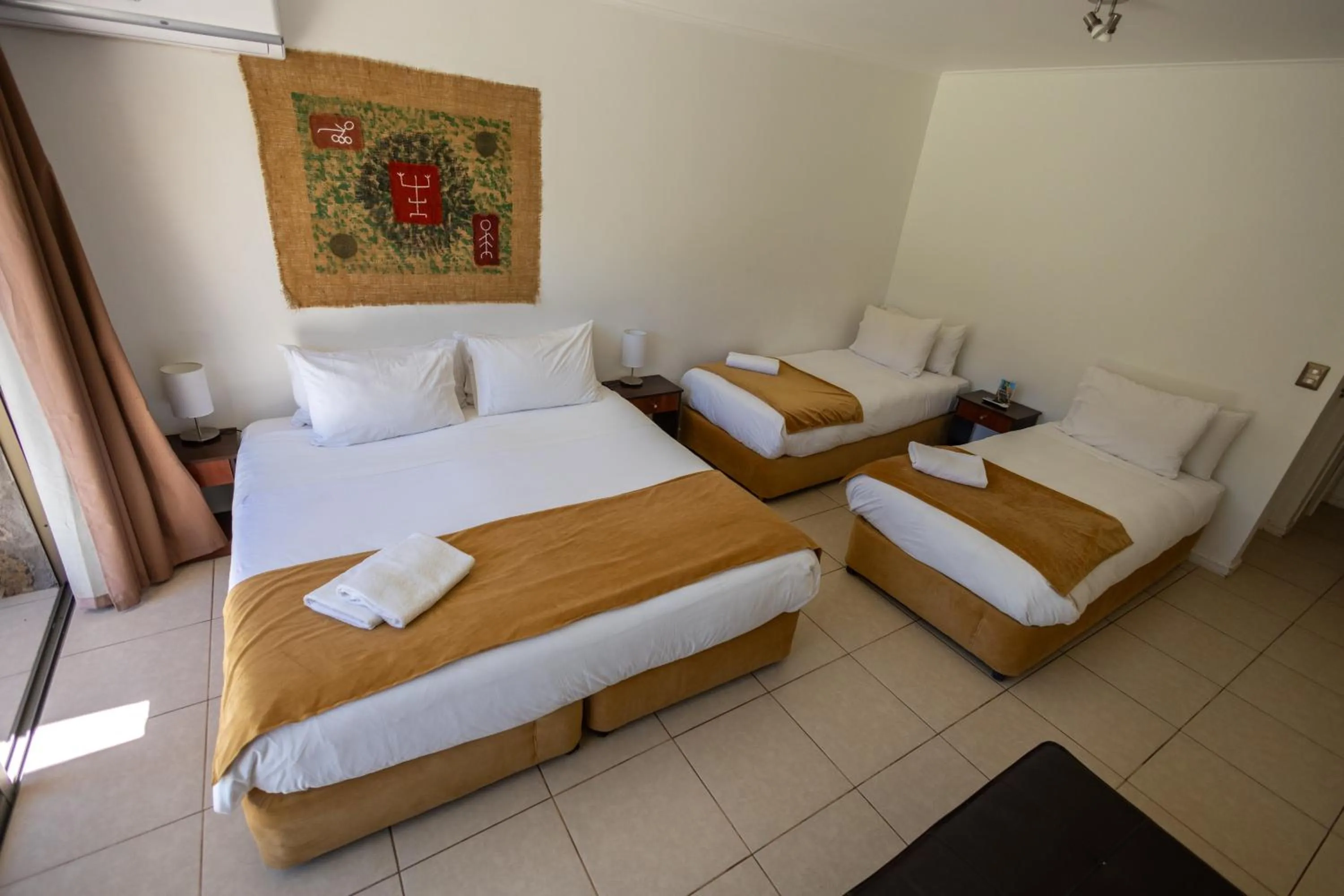 Bed in San Francisco Lodge