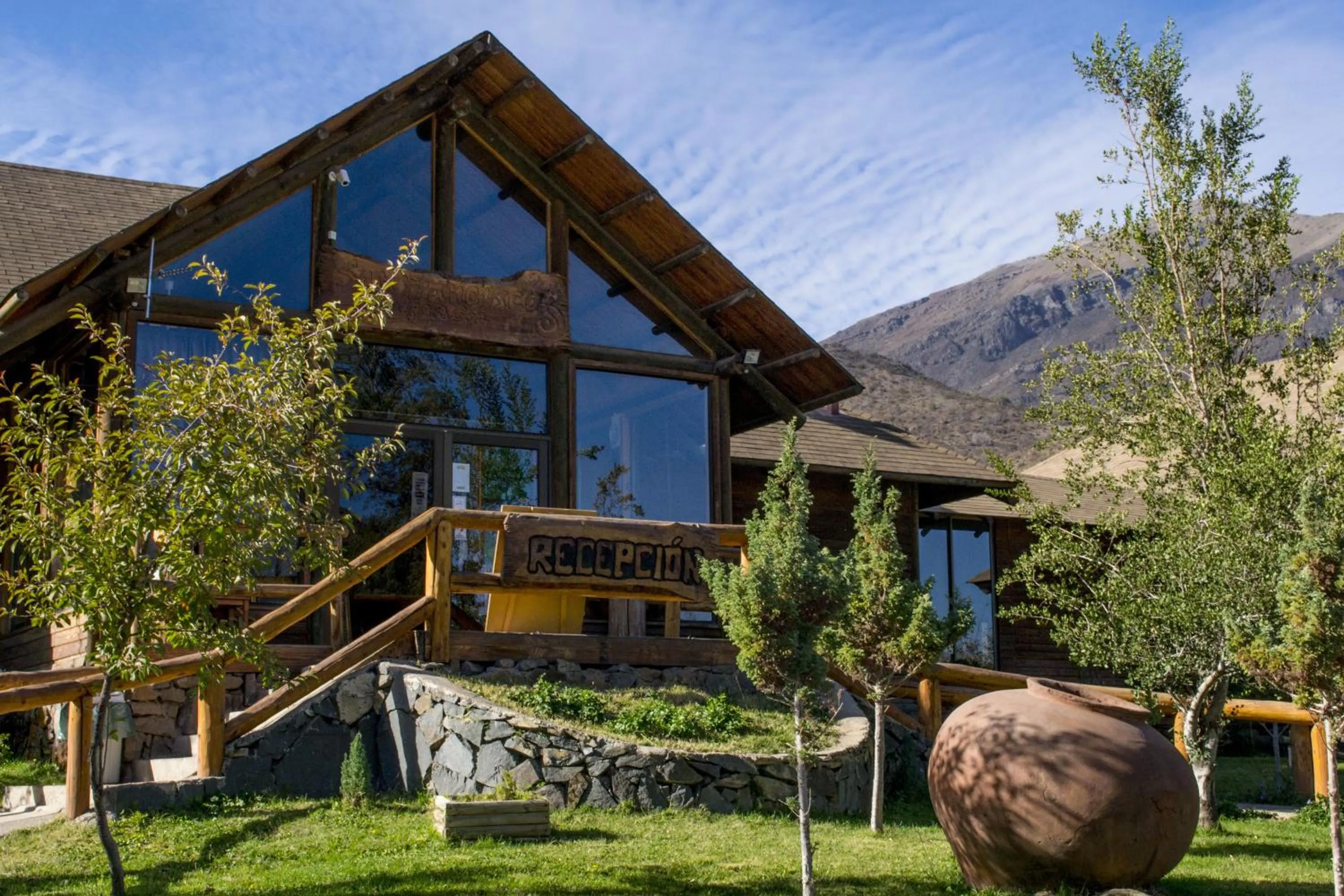 Property building in San Francisco Lodge