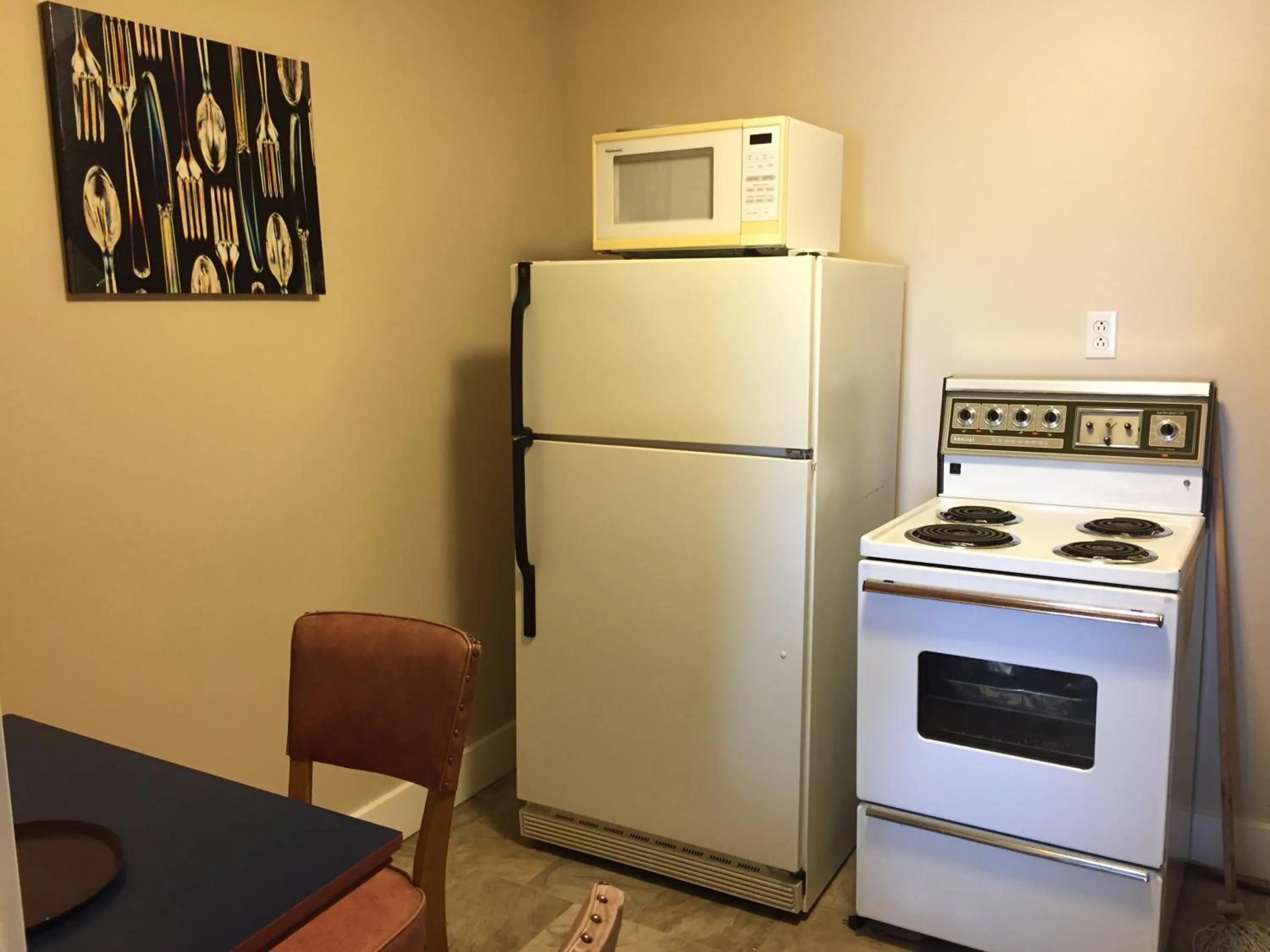 Studio with Ocean View in Admiral's Quay Motel & Suites