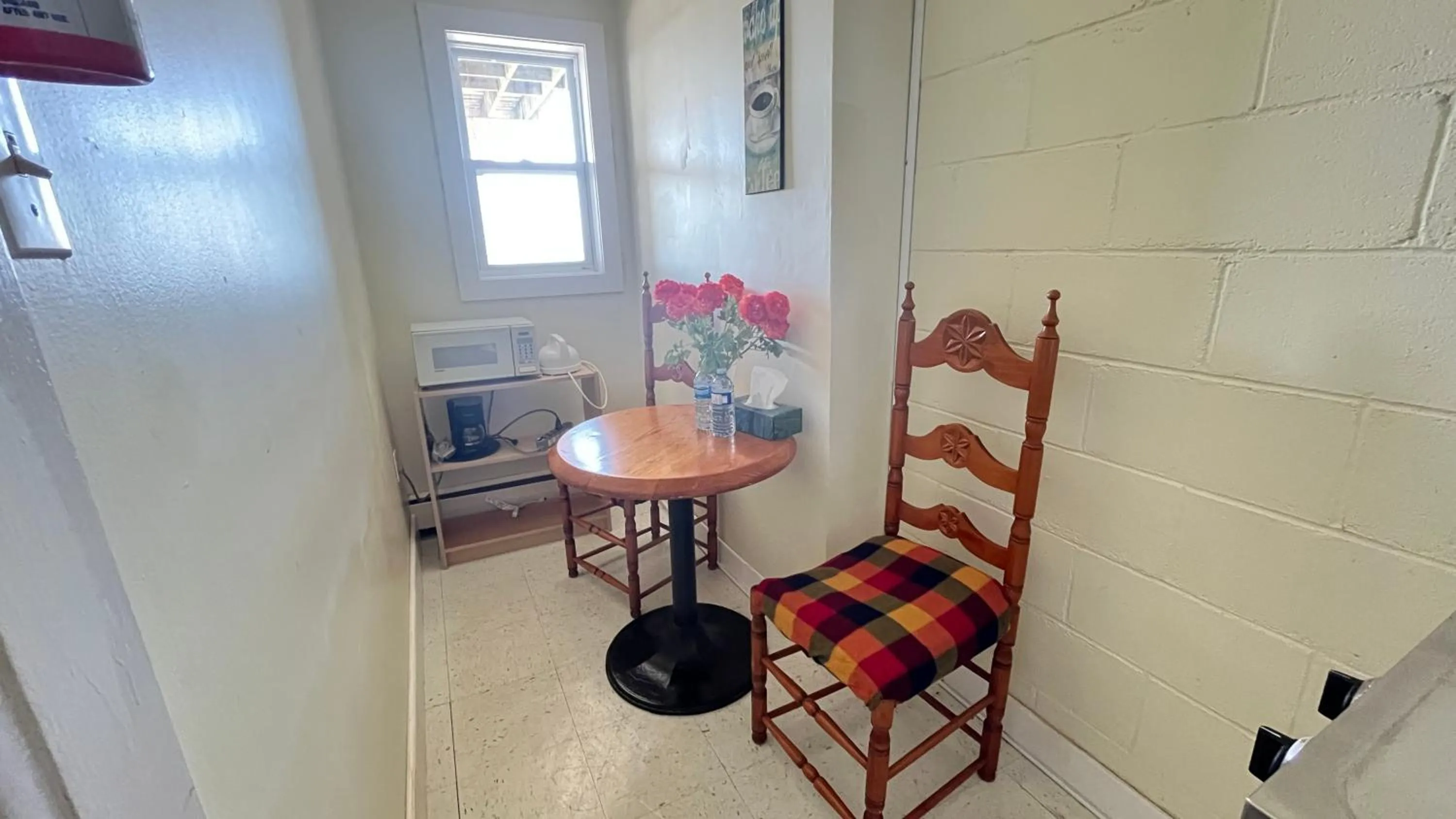 Admiral's Quay Motel & Suites