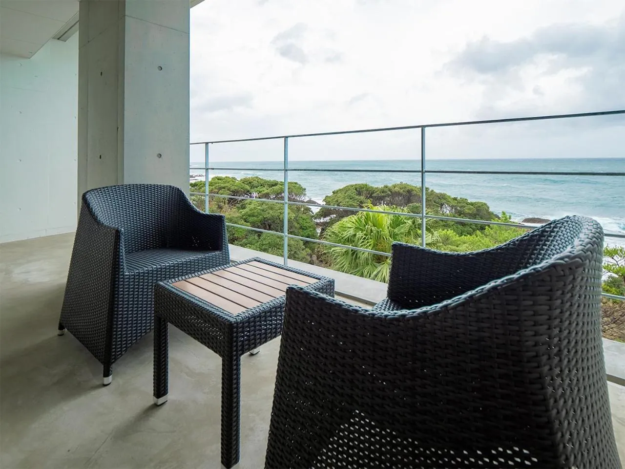 THE HOTEL YAKUSHIMA ocean & forest