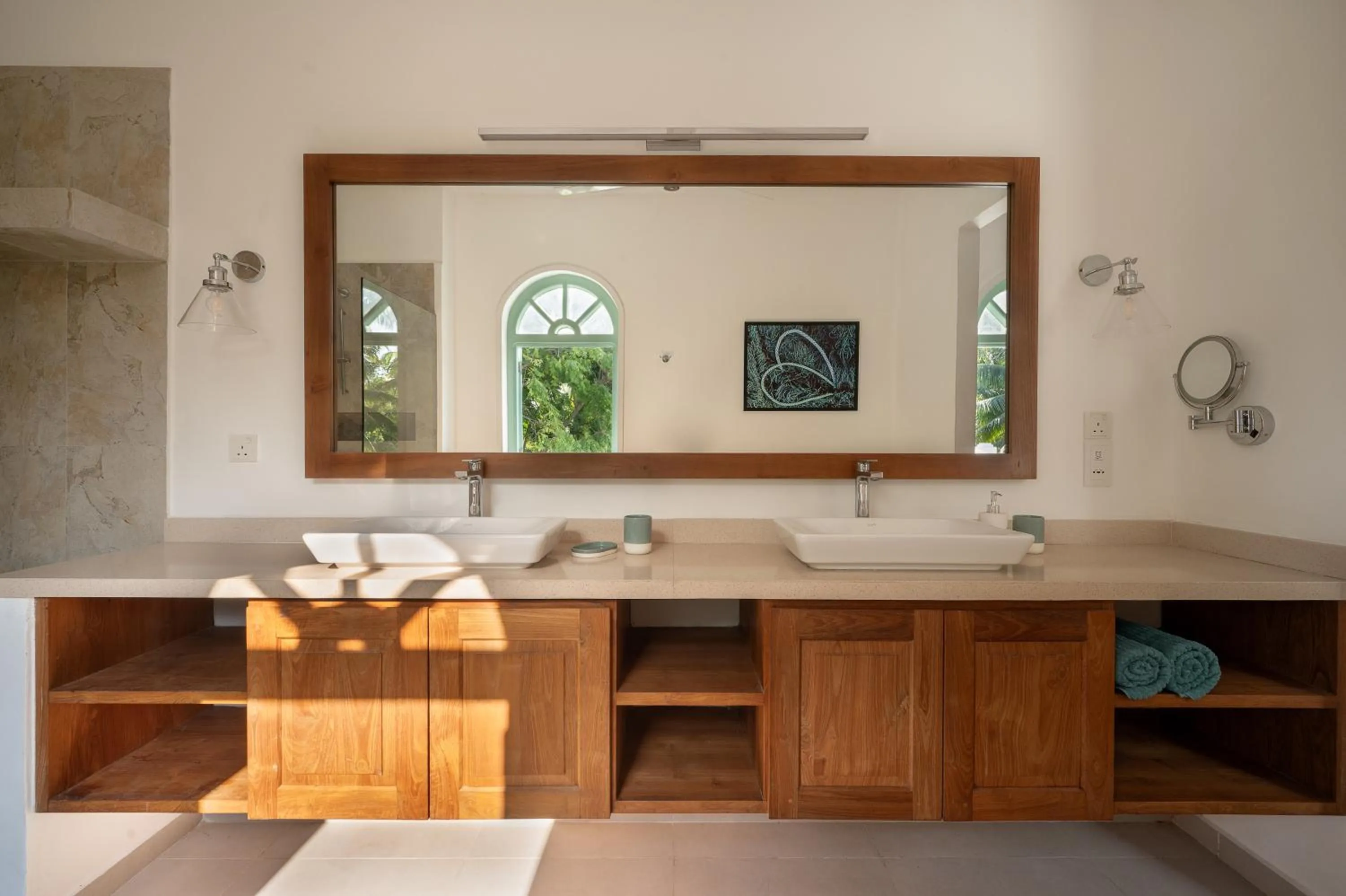 Bathroom in Kalkudah Beach House