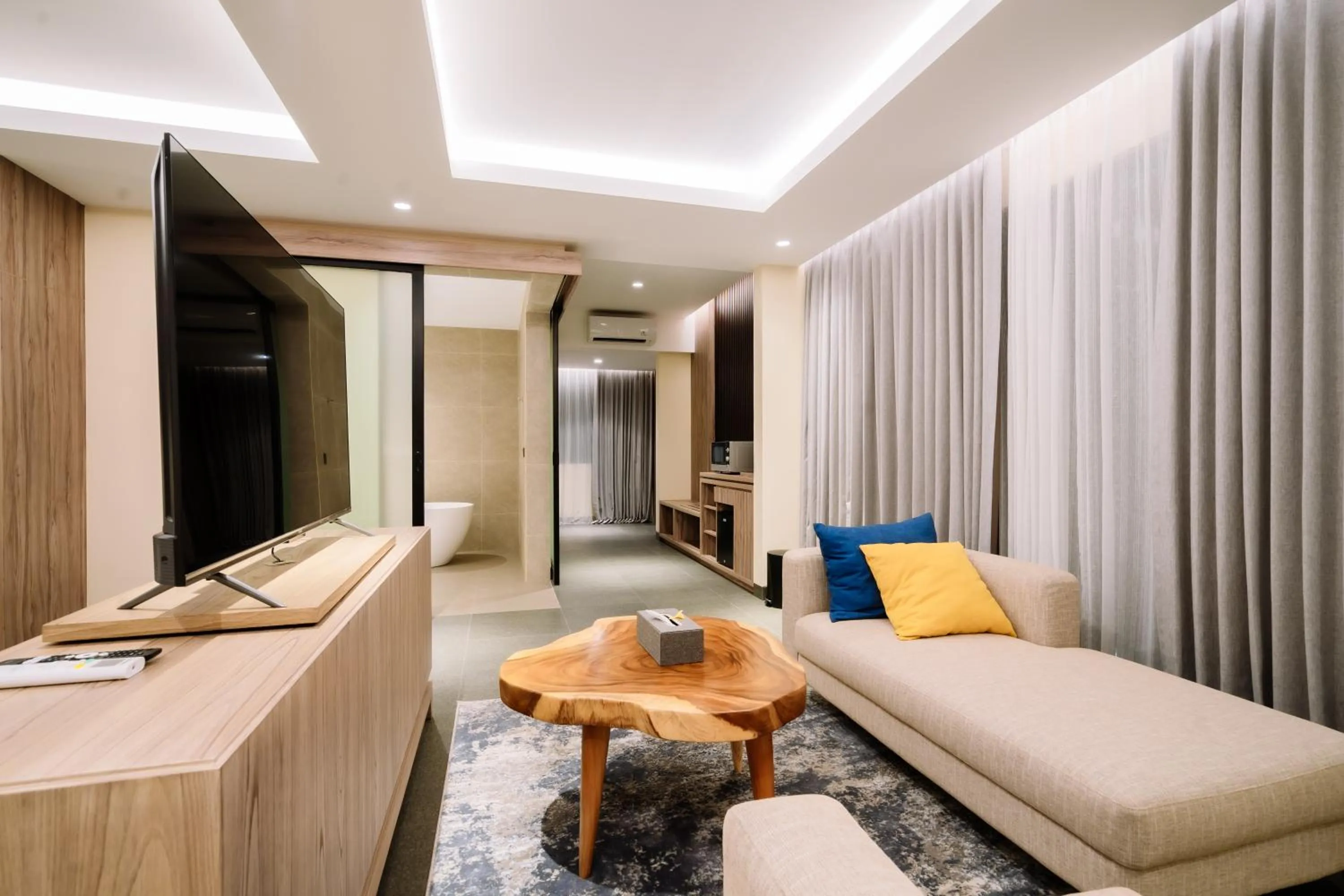 TV and multimedia in Big Dragon Villas Ubud