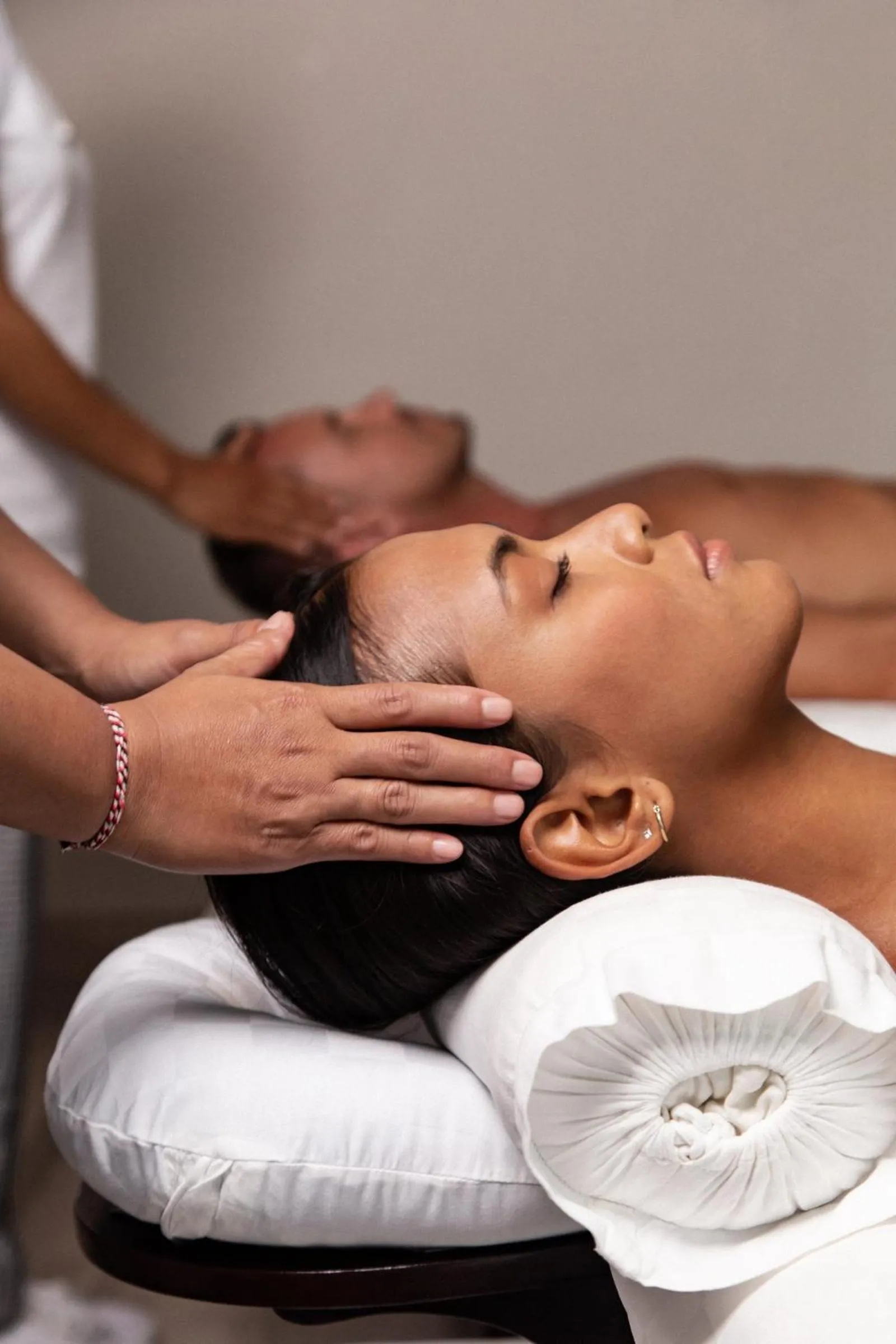 Massage in CasCades Suites