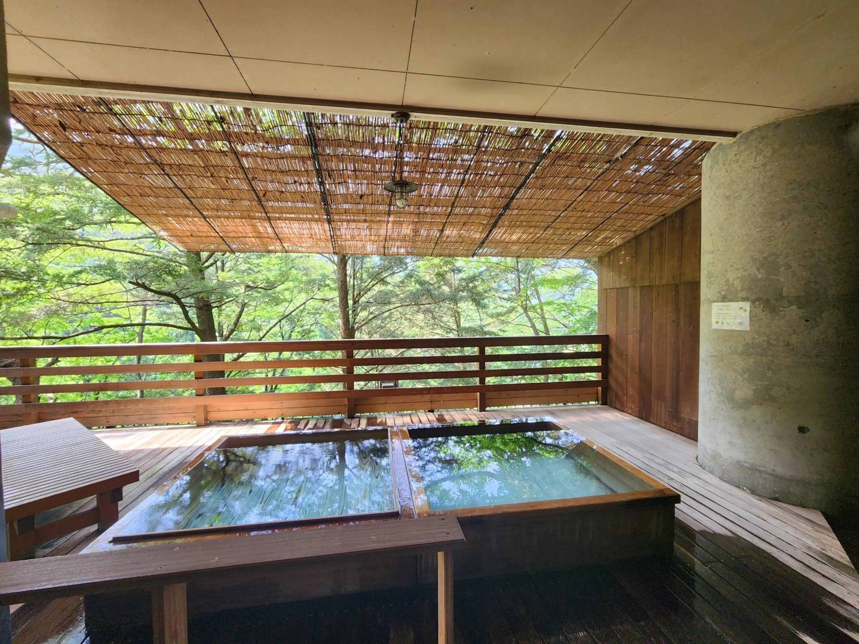 Open Air Bath in Hotel Manyotei