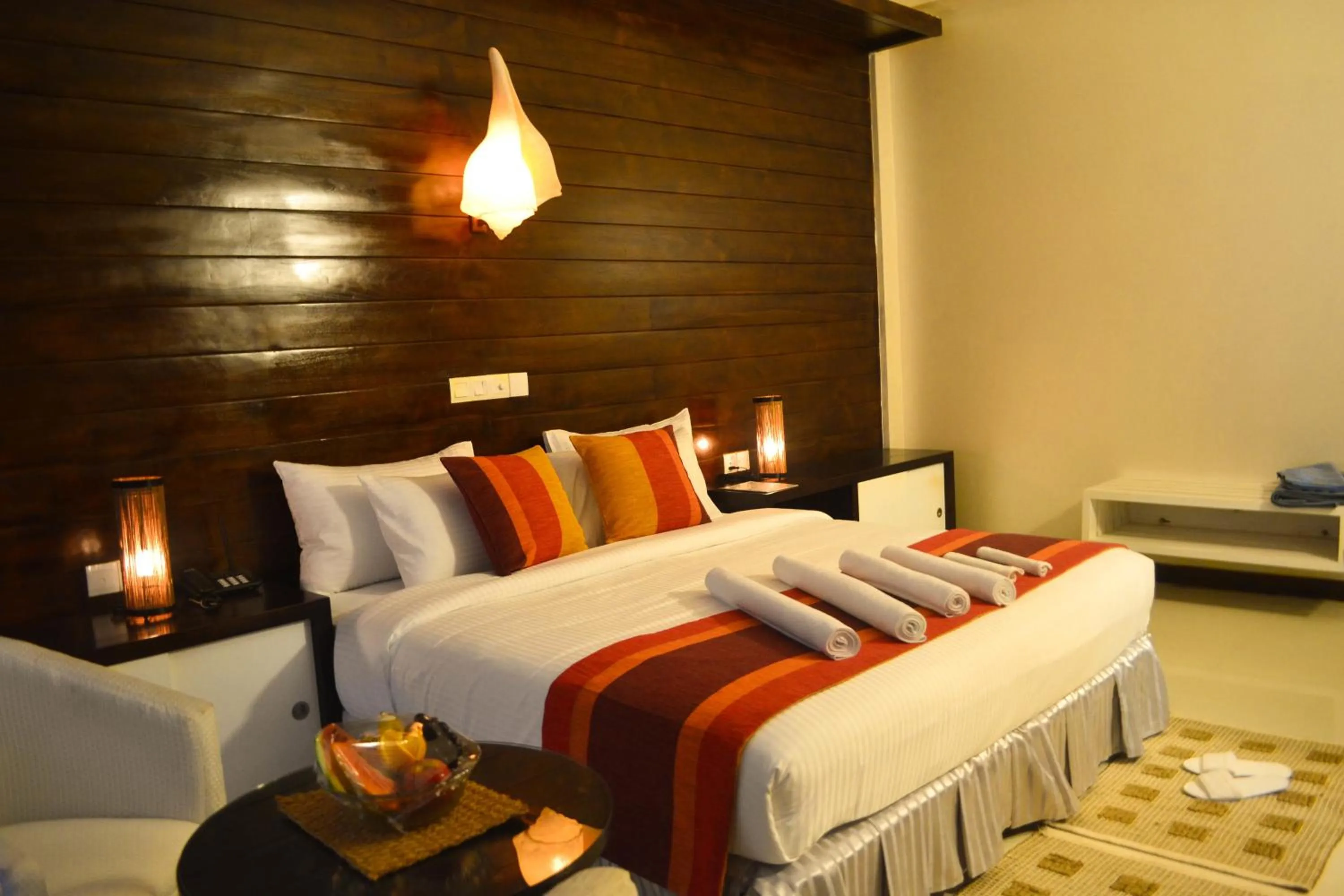 Bedroom, Bed in The Valampuri