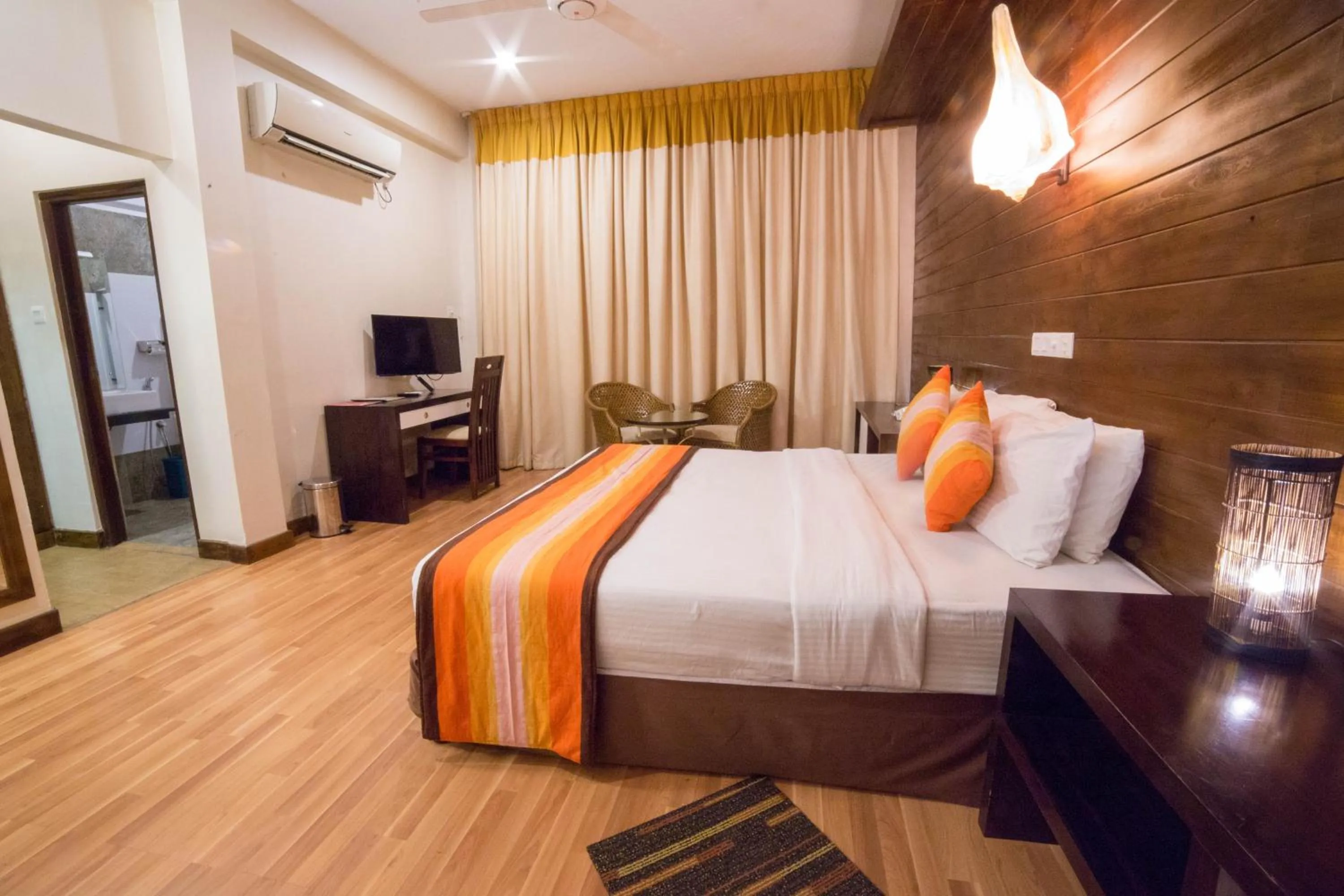 Bedroom, Bed in The Valampuri