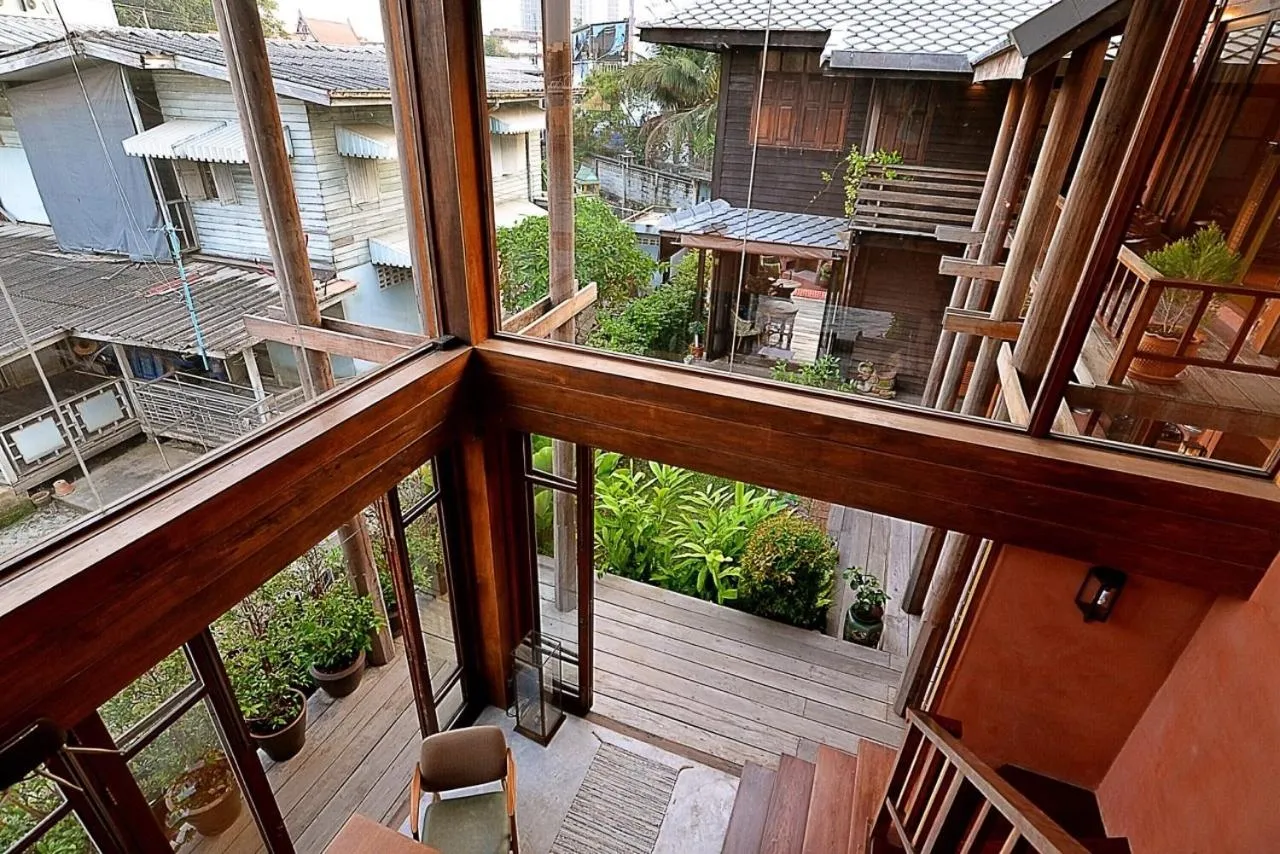 Communal lounge/ TV room in Siamotif Boutique Hotel