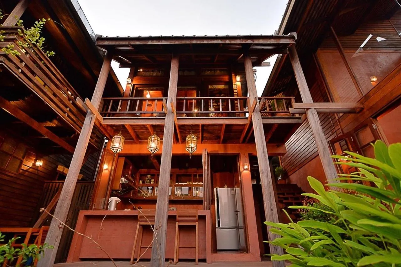 Restaurant/places to eat in Siamotif Boutique Hotel