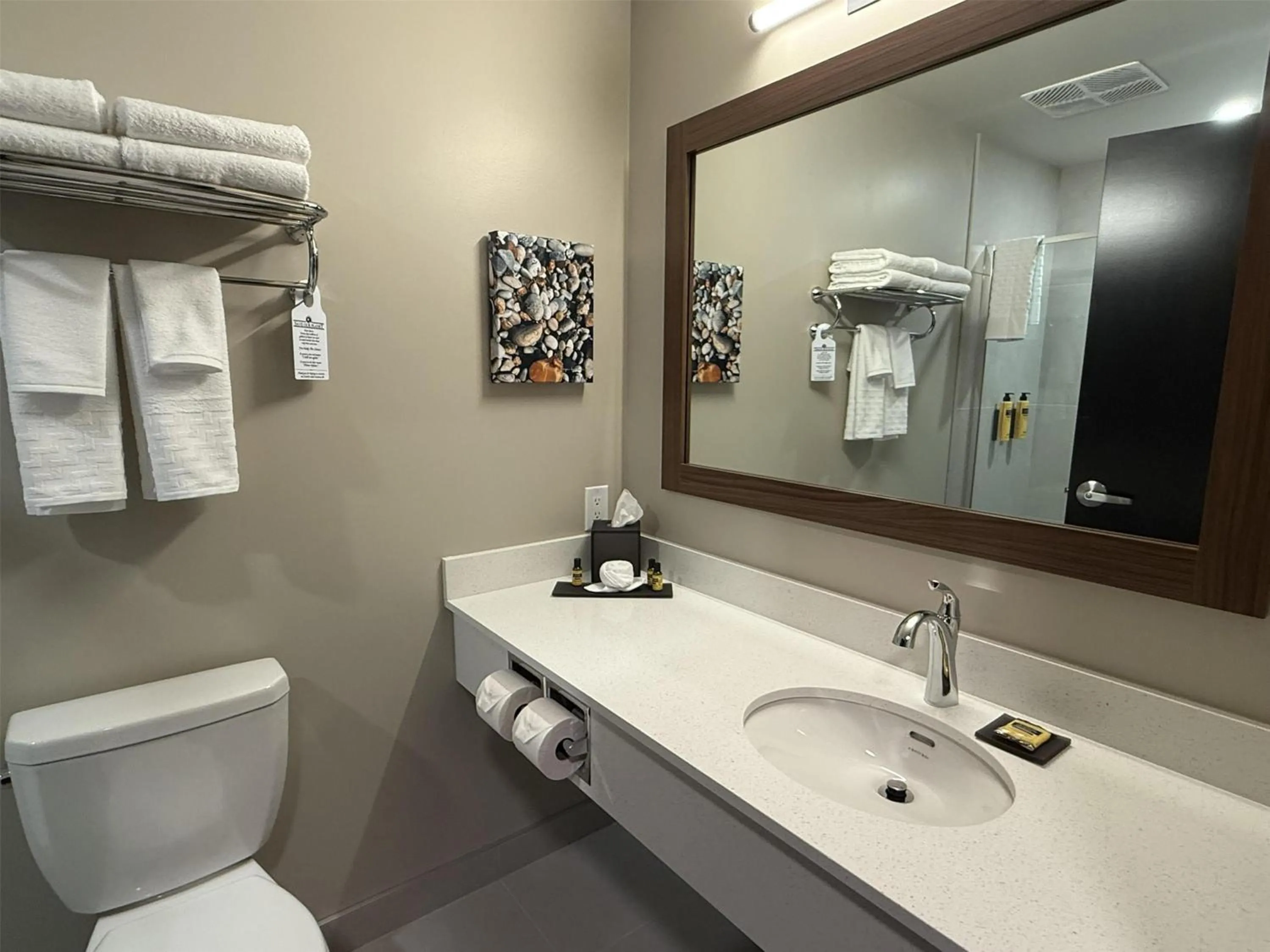 Bathroom in Best Western Plus Neepawa Hotel