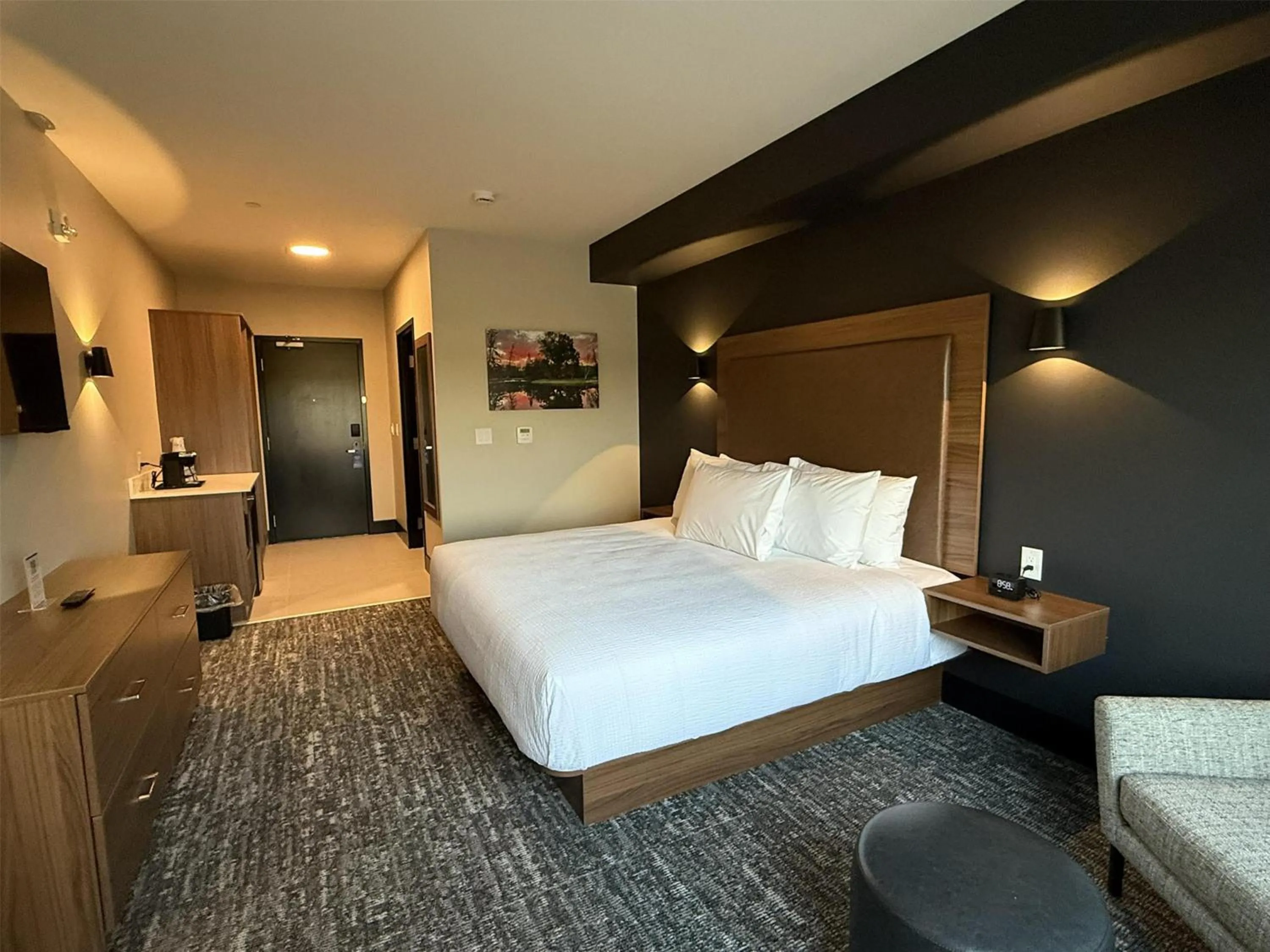 Bedroom, Bed in Best Western Plus Neepawa Hotel