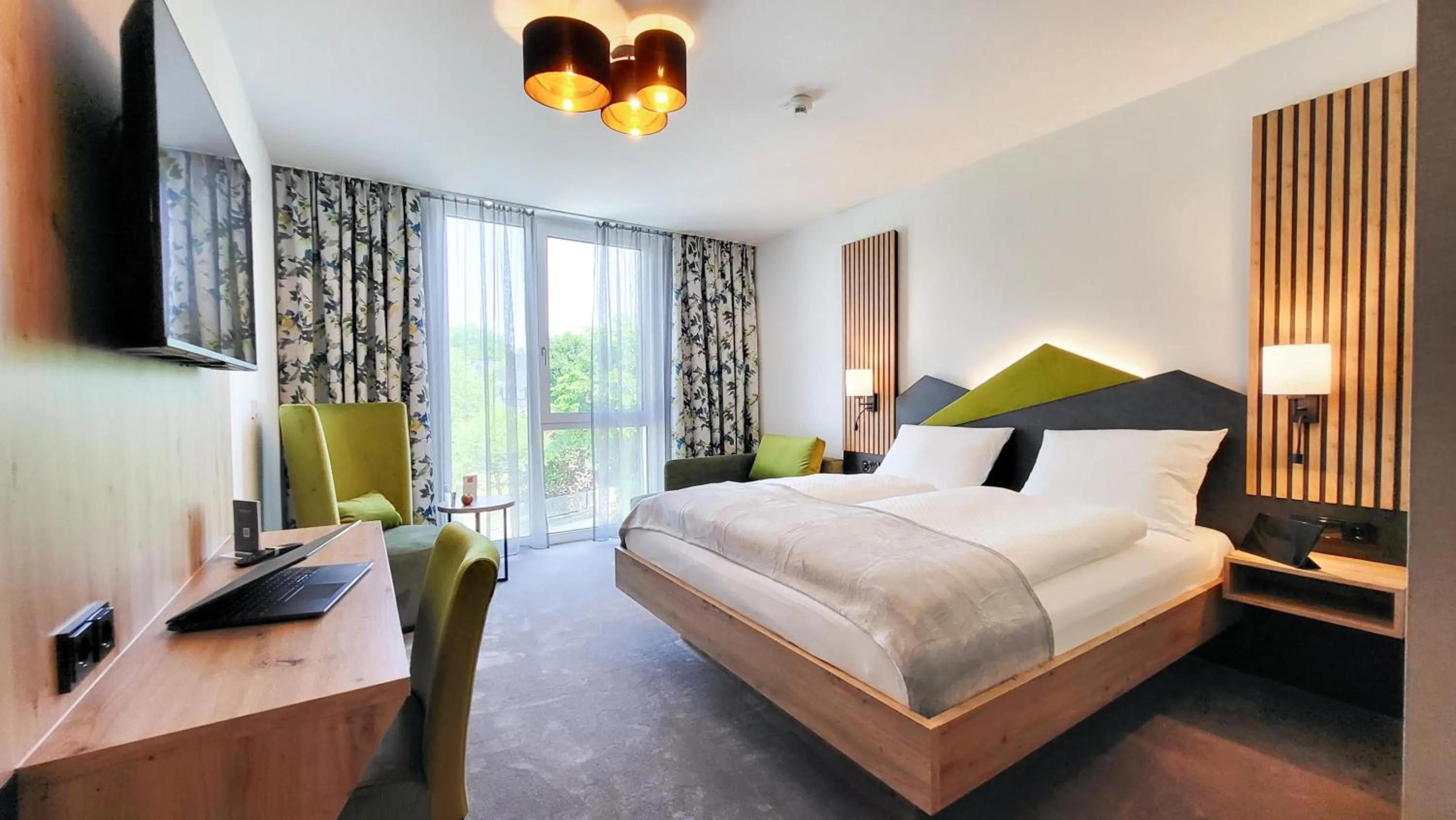 Bedroom, Bed in Mountain View Hotel Willingen, BW Signature Collection