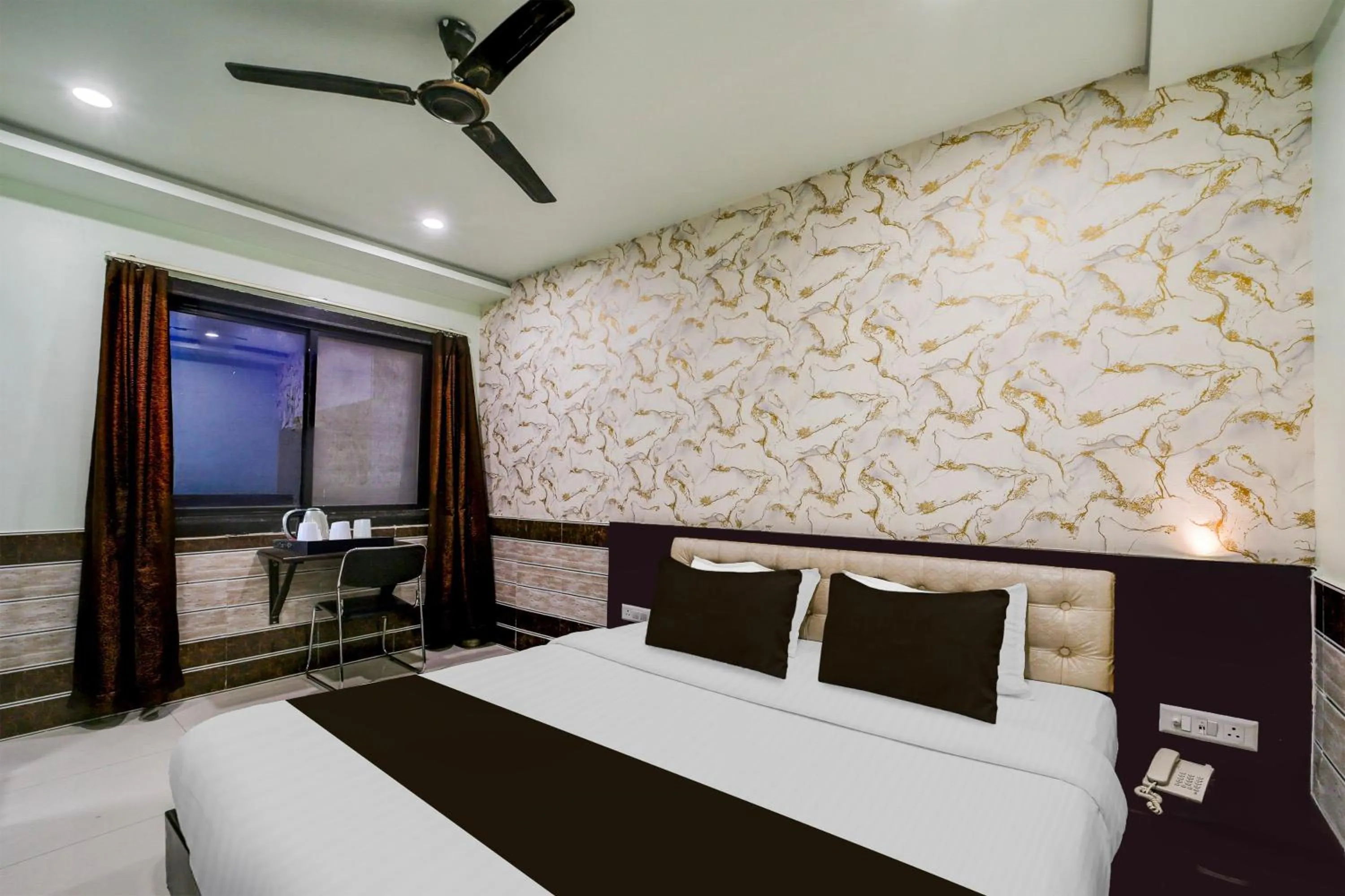 Bedroom, Bed in Super Collection O Vijay Nagar Square Formerly Hotel A5