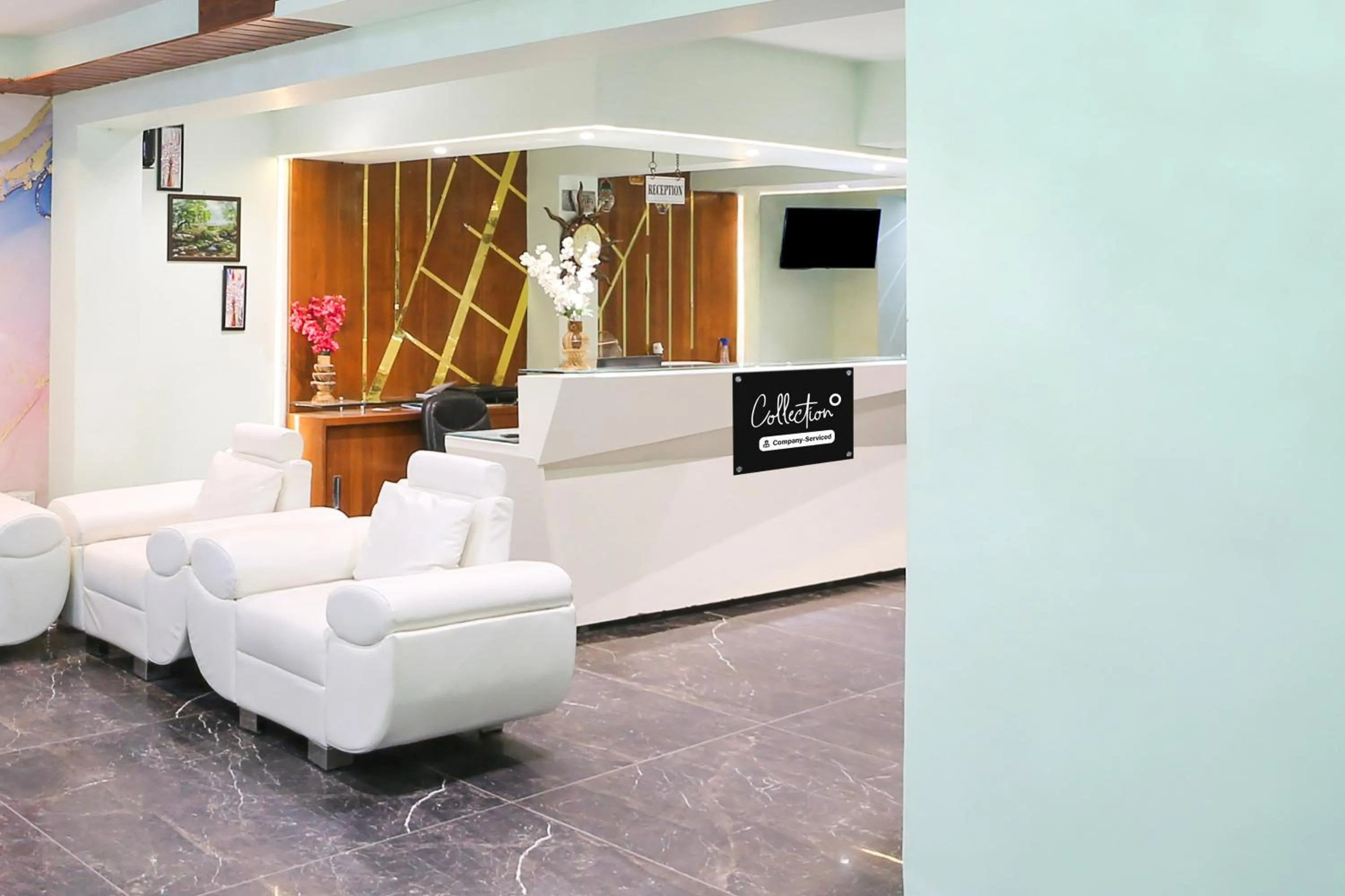 Lobby or reception in Super Collection O Vijay Nagar Square Formerly Hotel A5