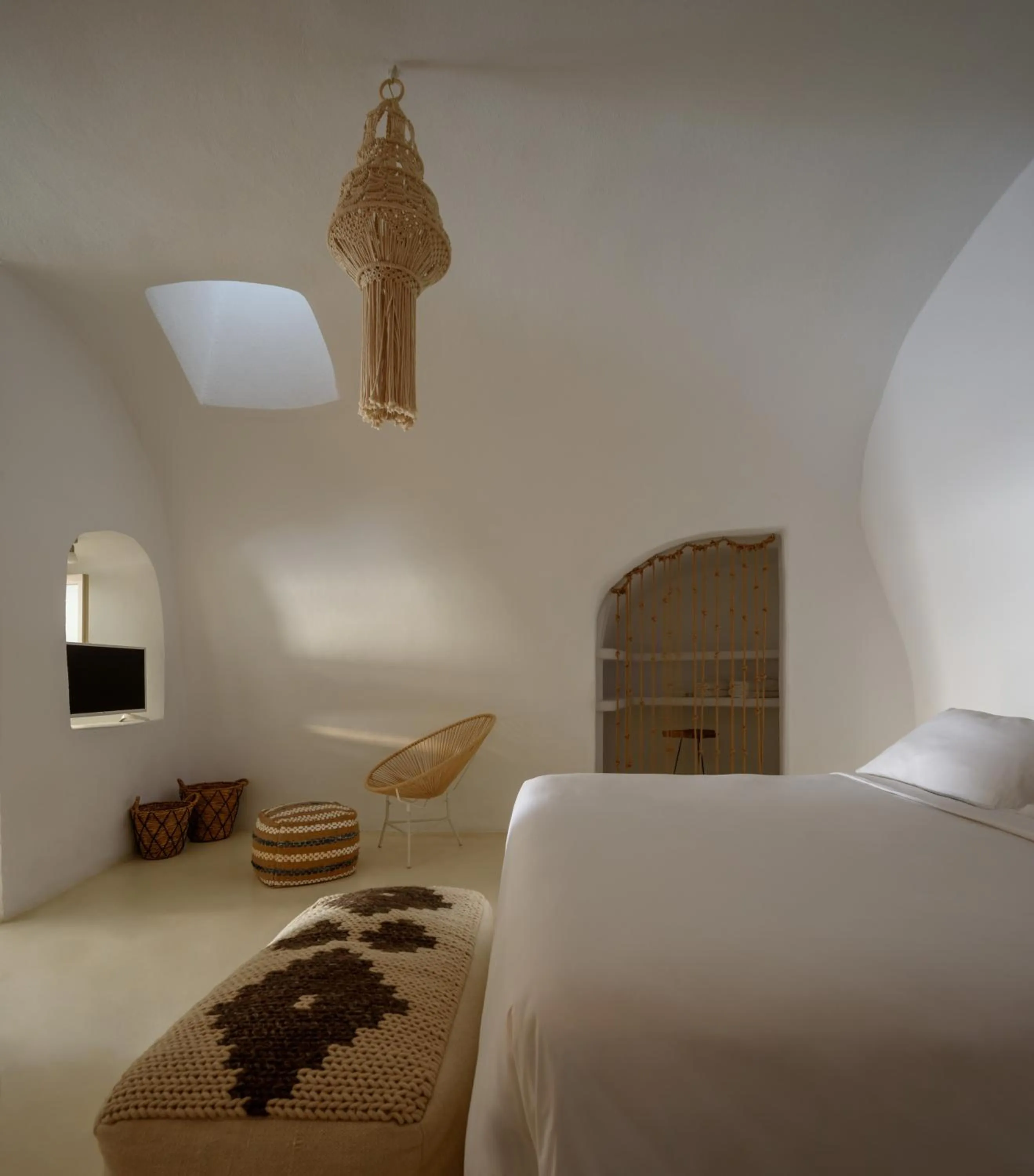 Bed in Suite Home Santorini