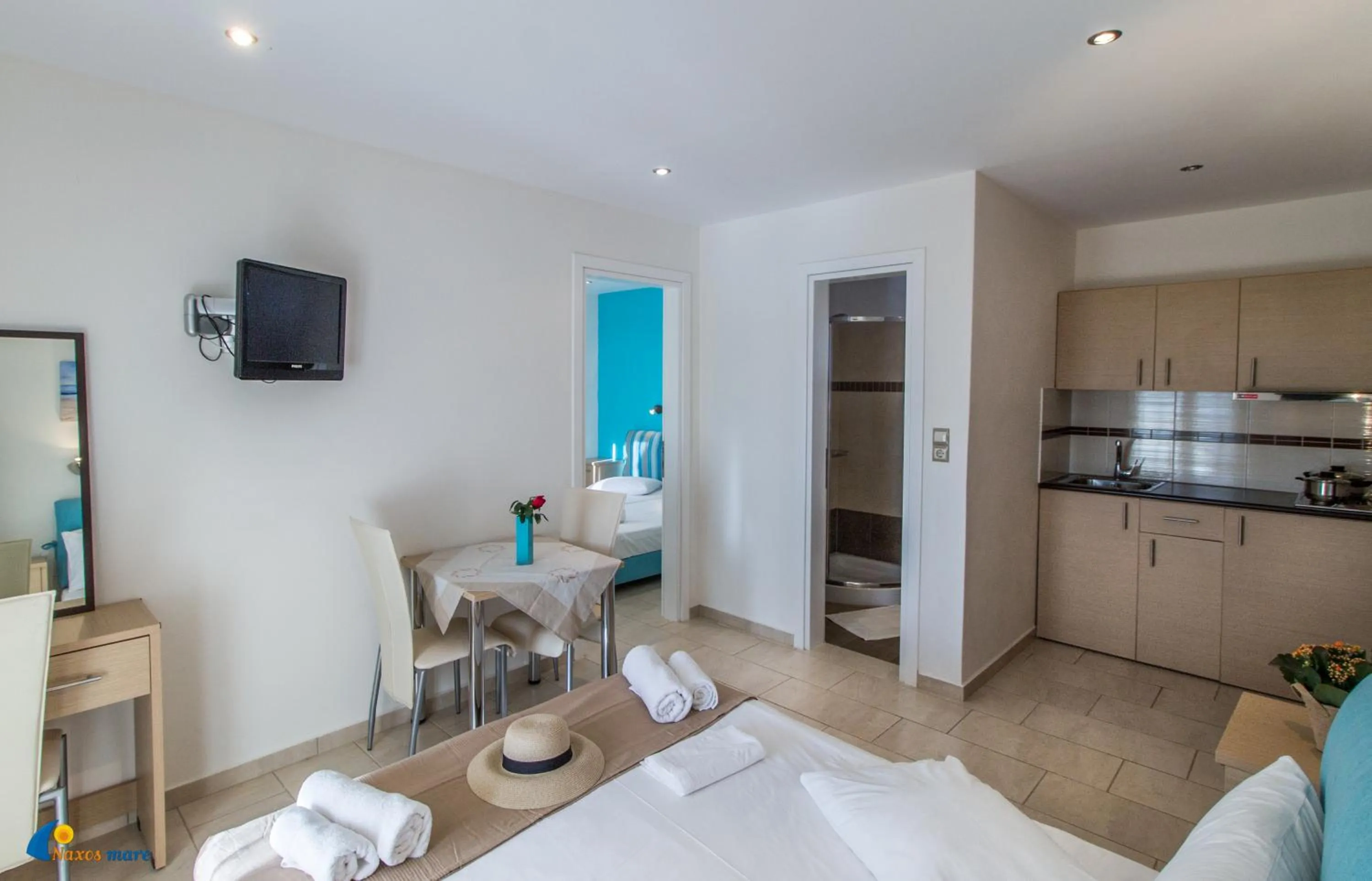 Kitchen or kitchenette, Bed in Naxos Mare