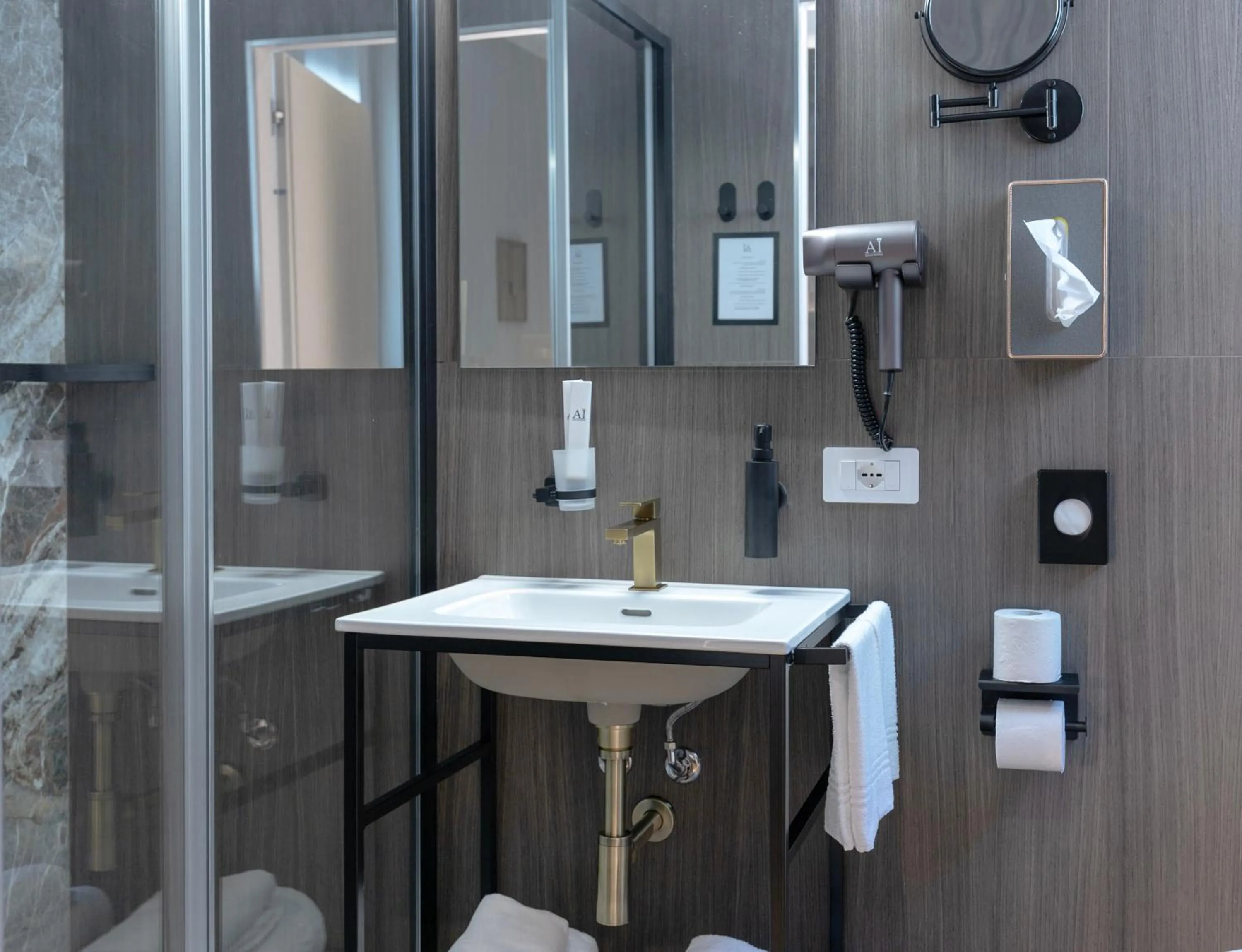 Bathroom in AH - Duomo Signature