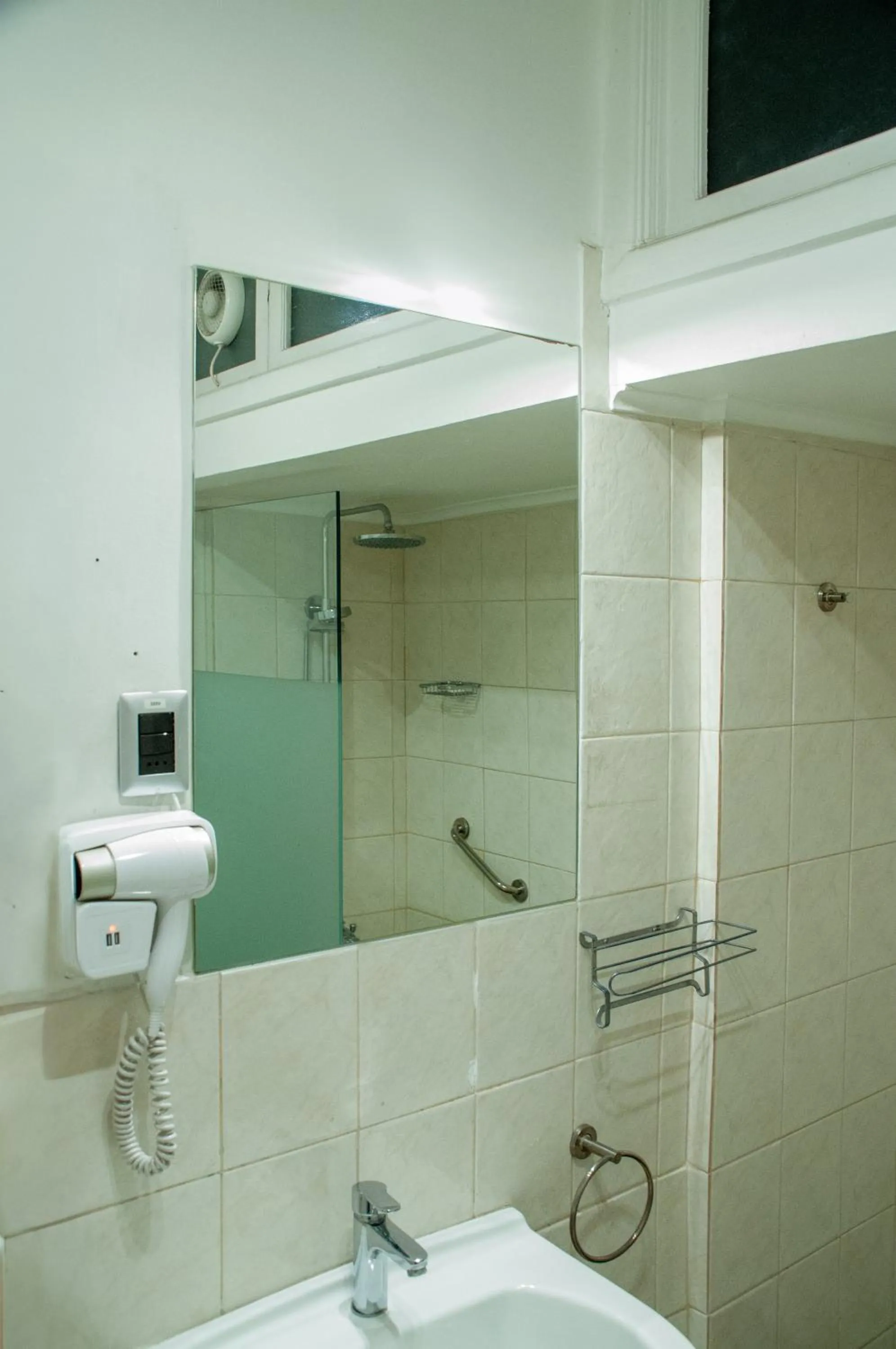 Shower in Tremo Patio Bellavista