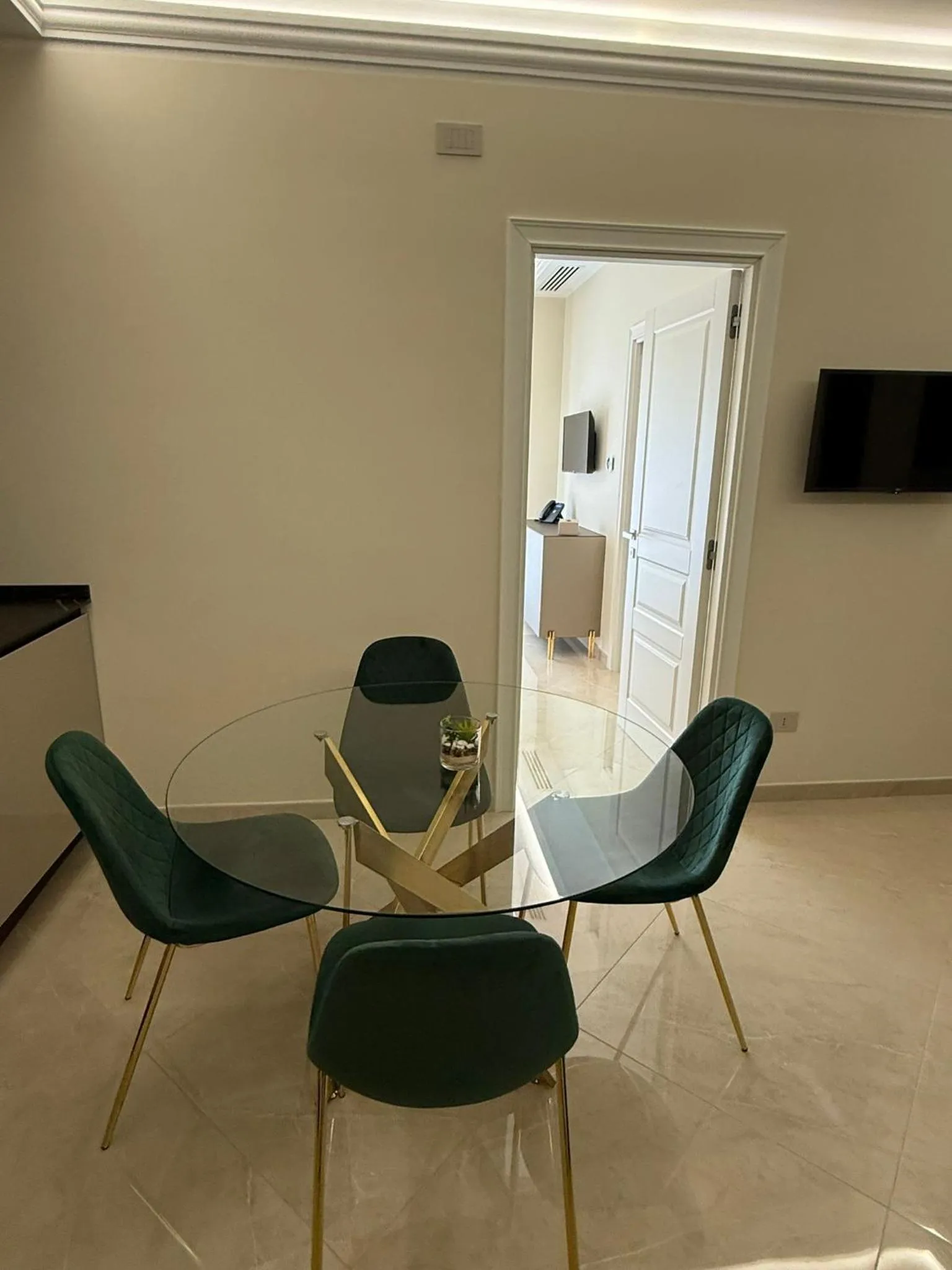 Kitchen or kitchenette in Amabile Luxury Rooms