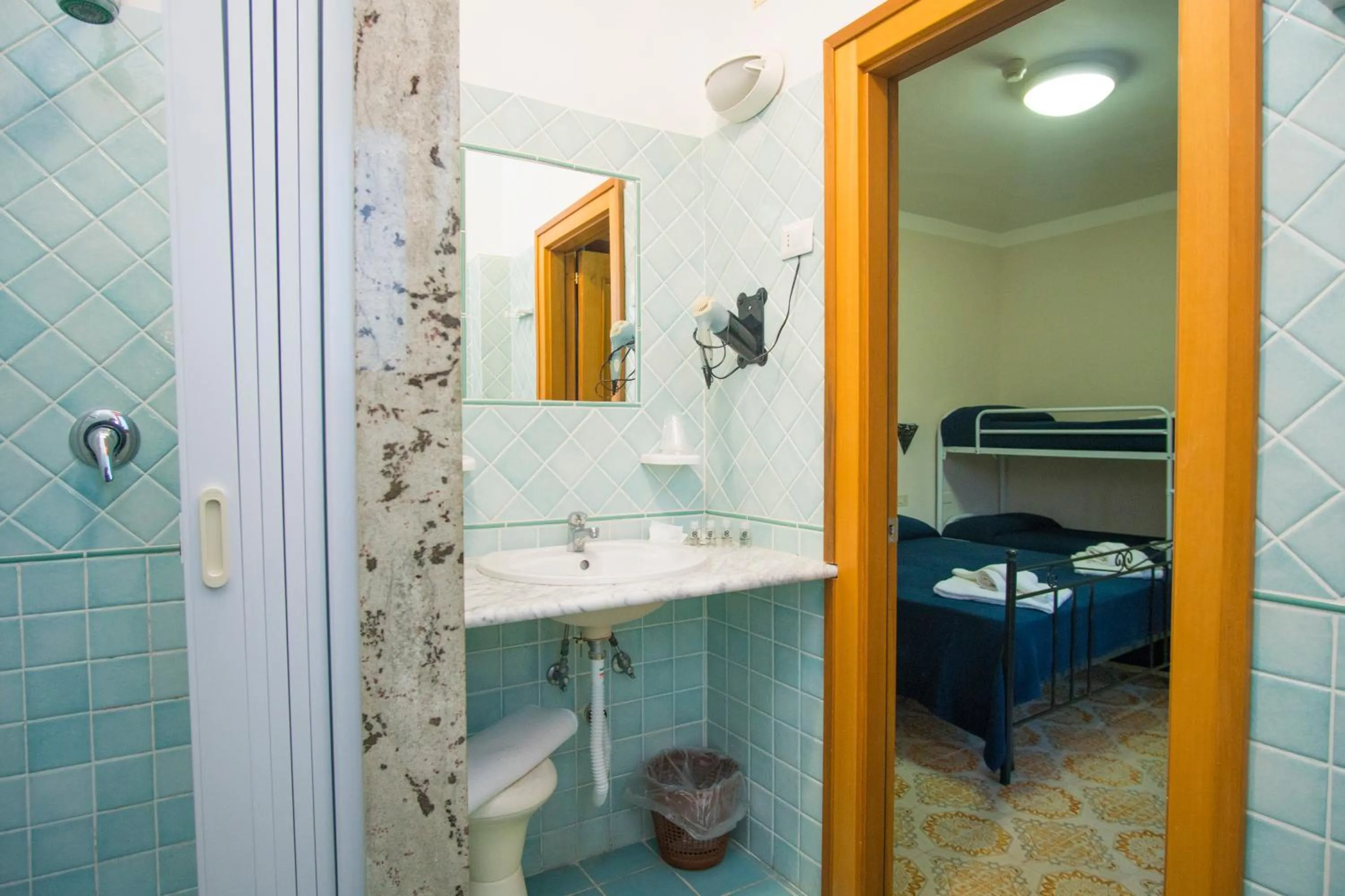 Bathroom in Hotel Bolivar