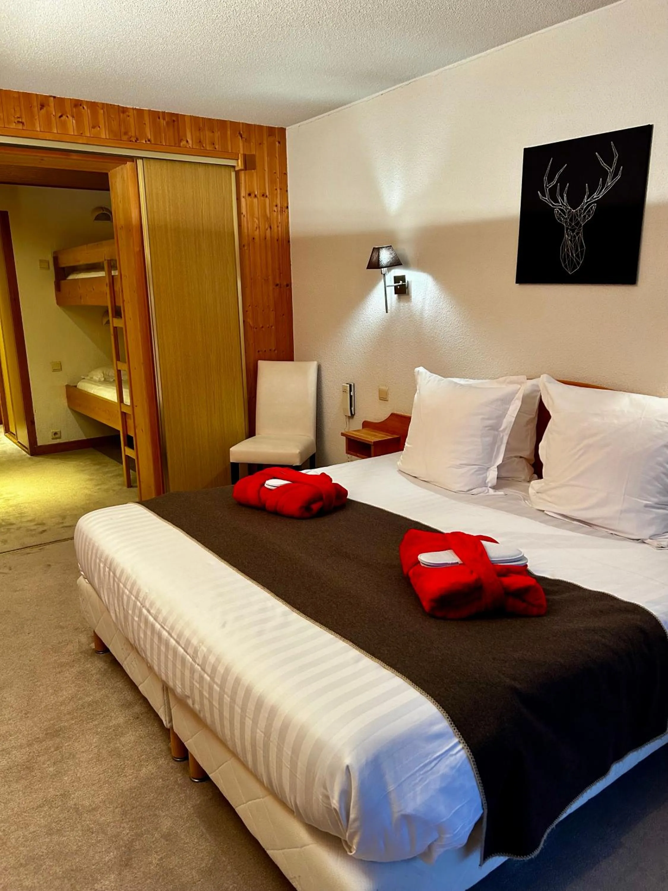 Bed in Hotel Bel'alpe